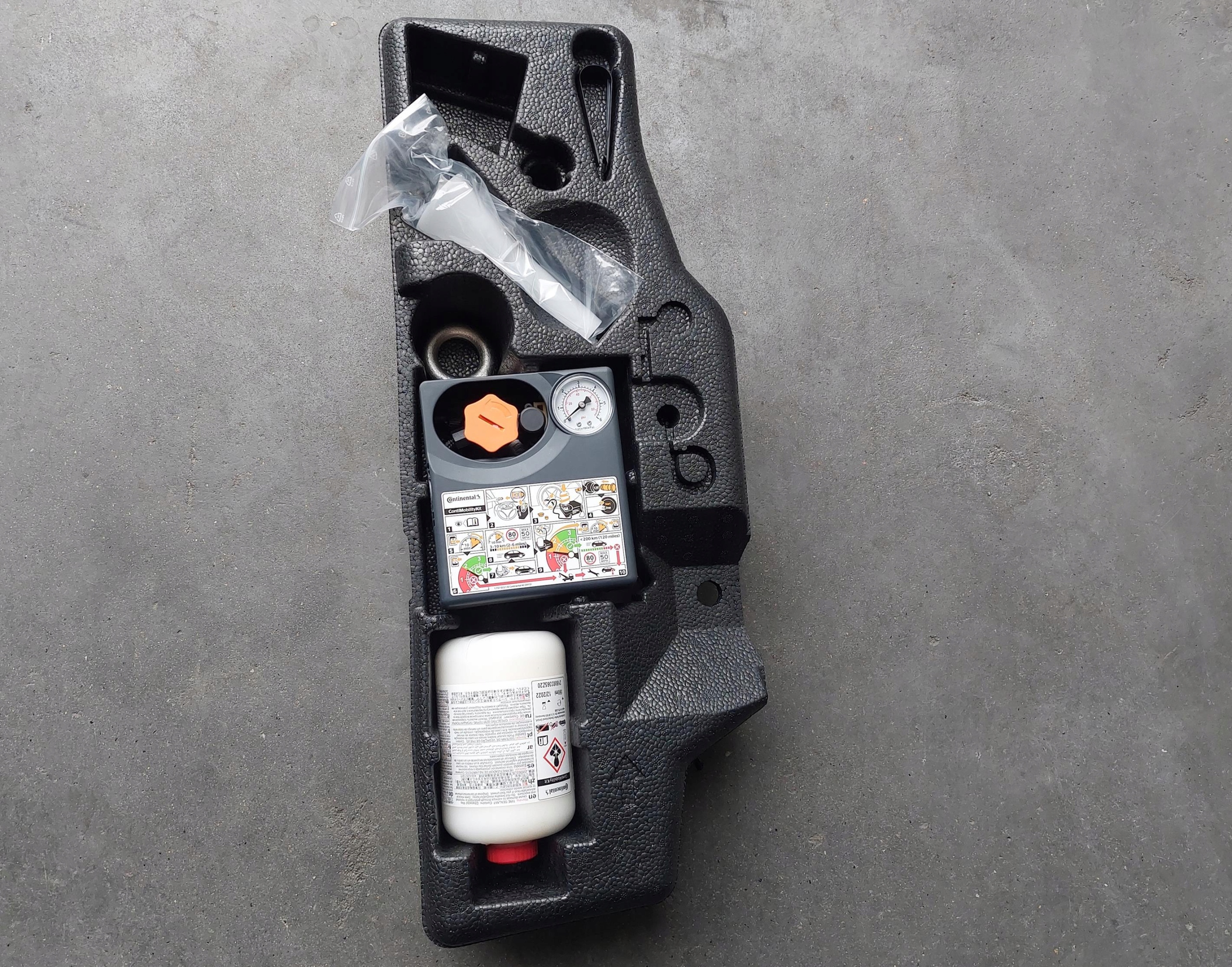 Roue secours garniture Cric Compresseur 31471271 VOLVO V60 II
