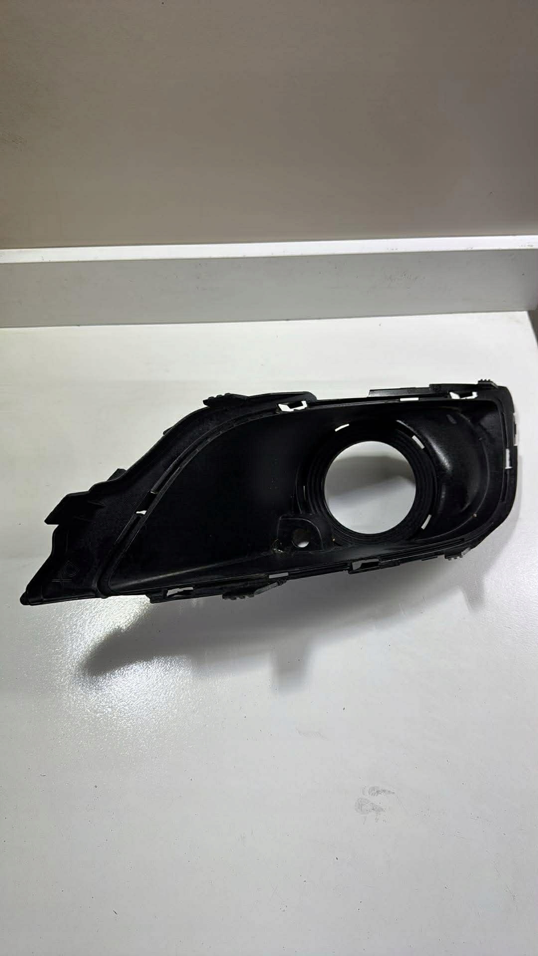 grid fog lights right SAAB 93 9-3 07-11r AERO frame cover