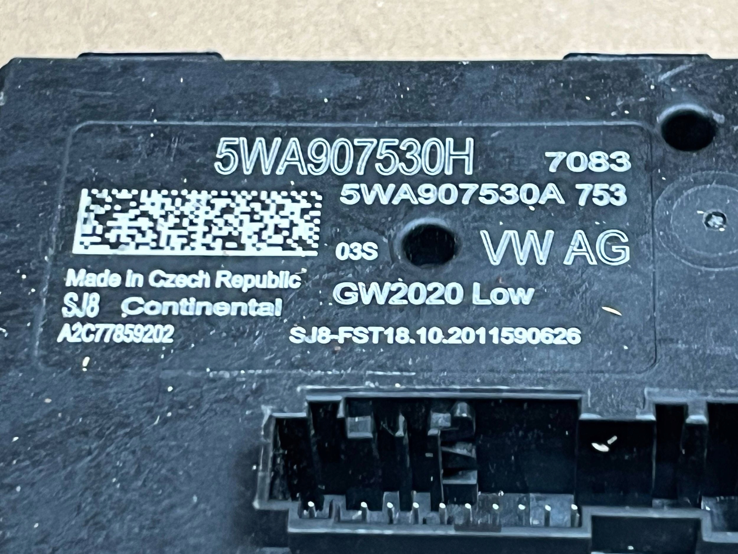 control unit GATEWAY VW AUDI SKODA 5WA907530H !J