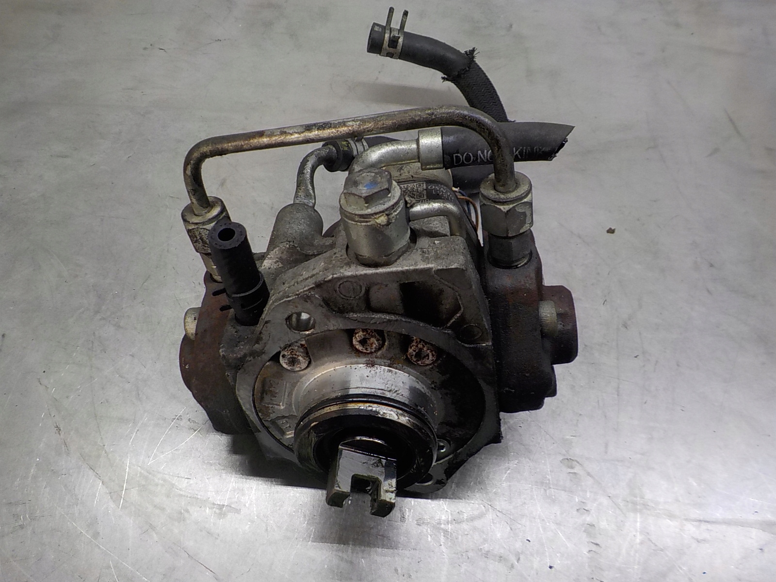 injection pump TOYOTA AURIS 2.0 22100-0R020