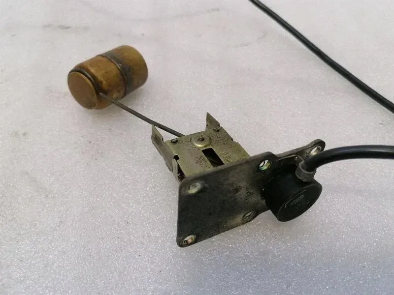 PORSCHE 911 993 99364105100 TANK