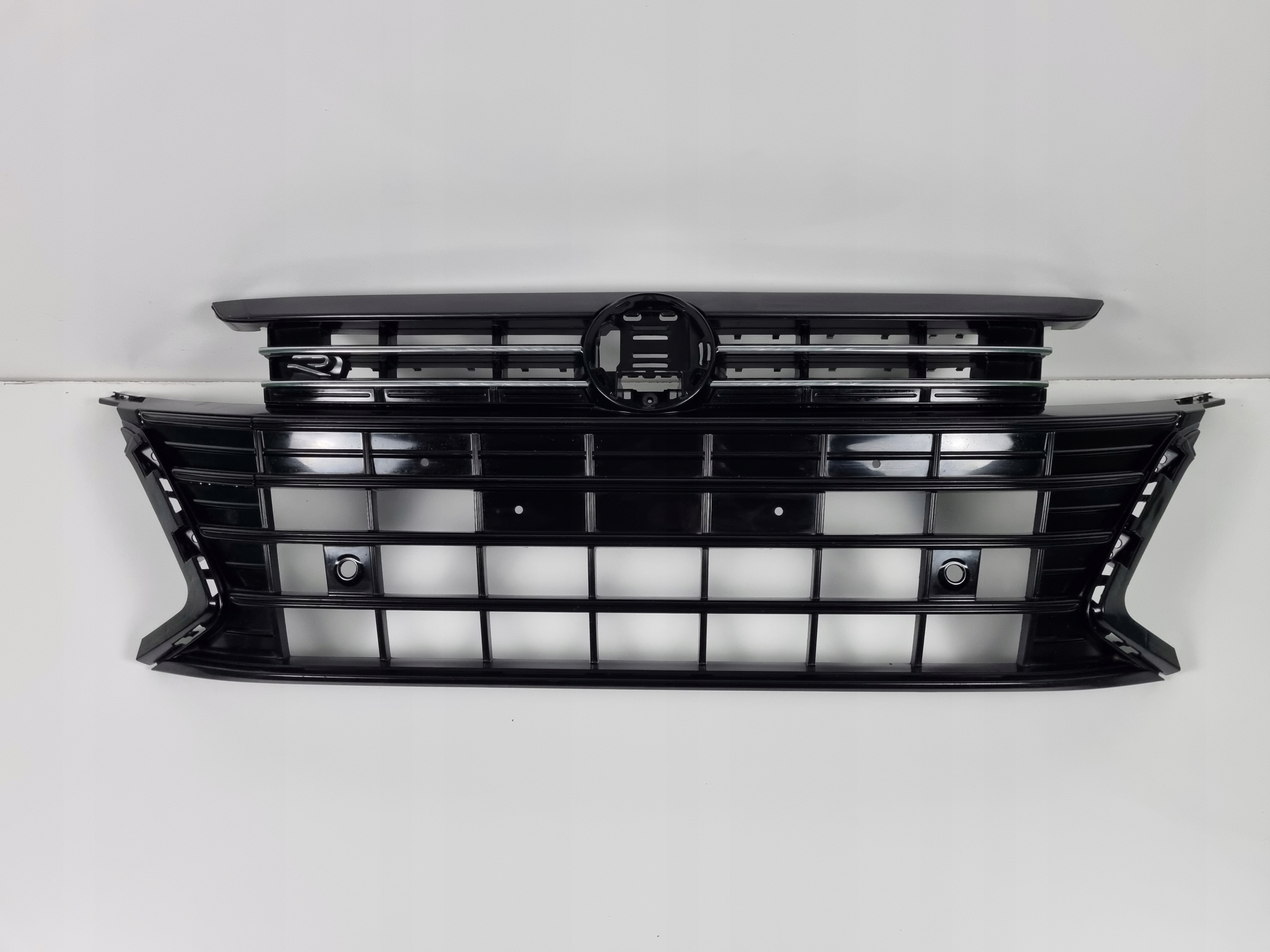 VW ARTEON R LINE ATRAPA CHŁODNICY GRILL 3G8853655G