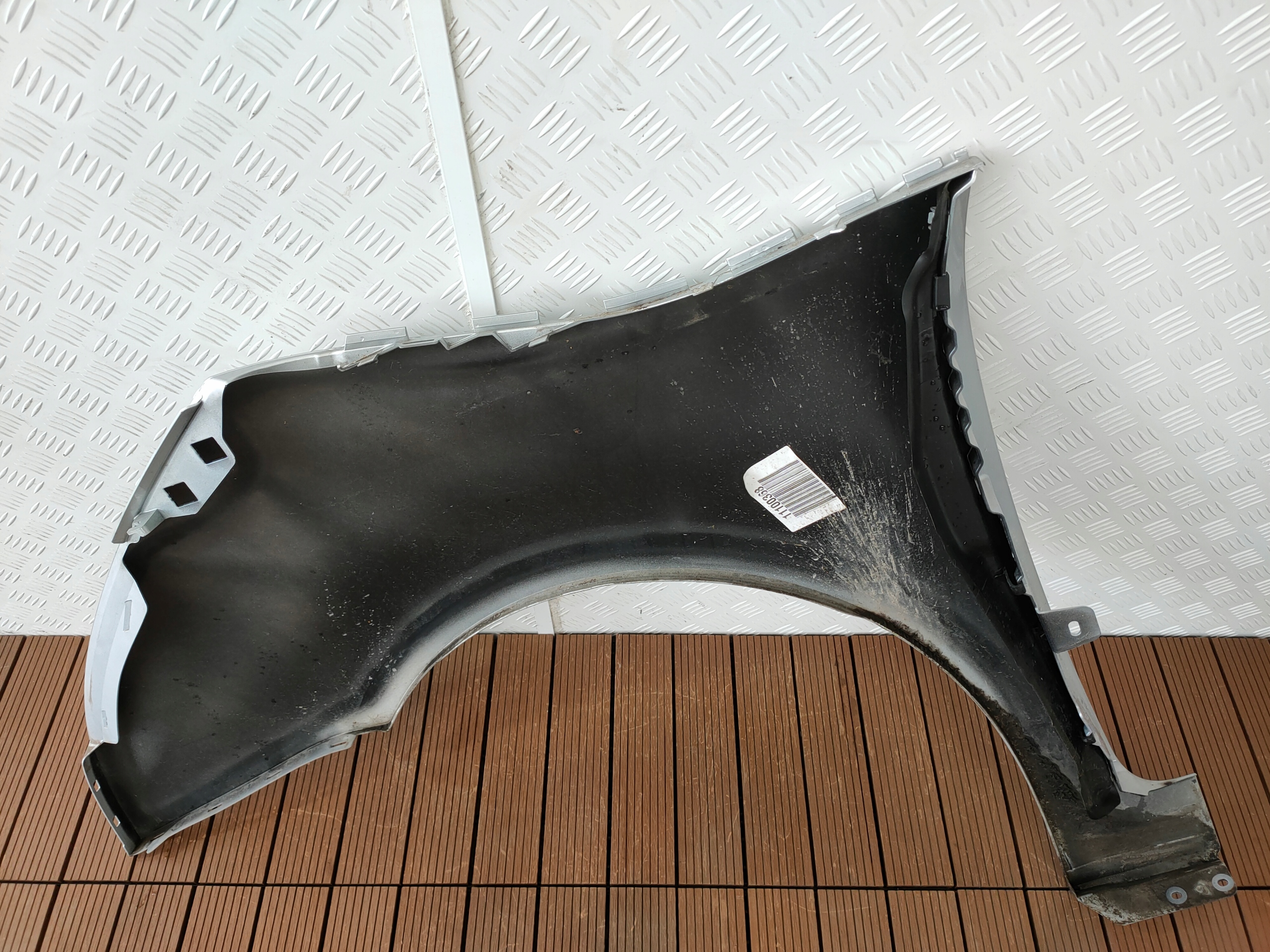 CITROEN C4 PICASSO and 06-13 fender front right front original colour EZRC