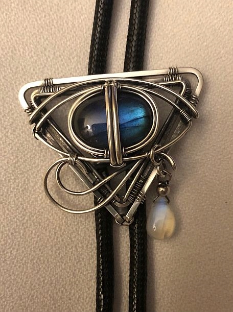 Bolo ruční výroba Labradoryt Modrý a měsíční kámen stříbro ruční práce