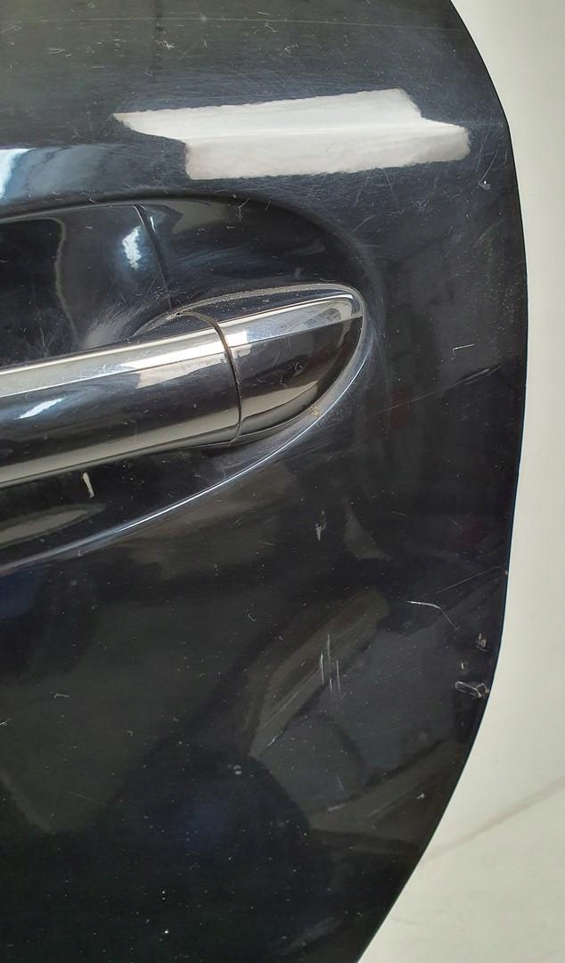 DRZWI LEWY TYŁ 040 MERCEDES GL X164 Producent części Mercedes-Benz OE