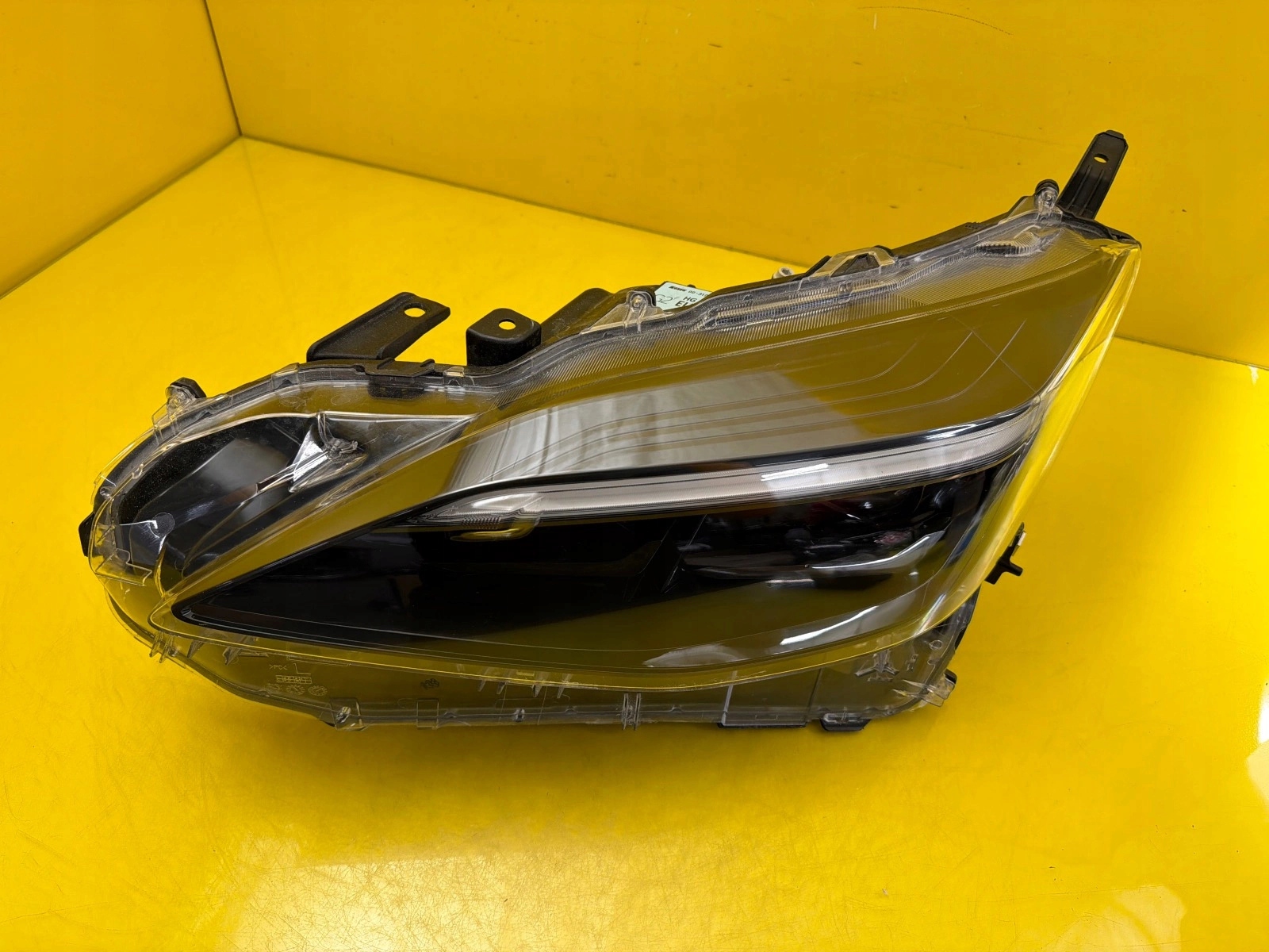 light left front Toyota Yaris Cross 0D-312 Led