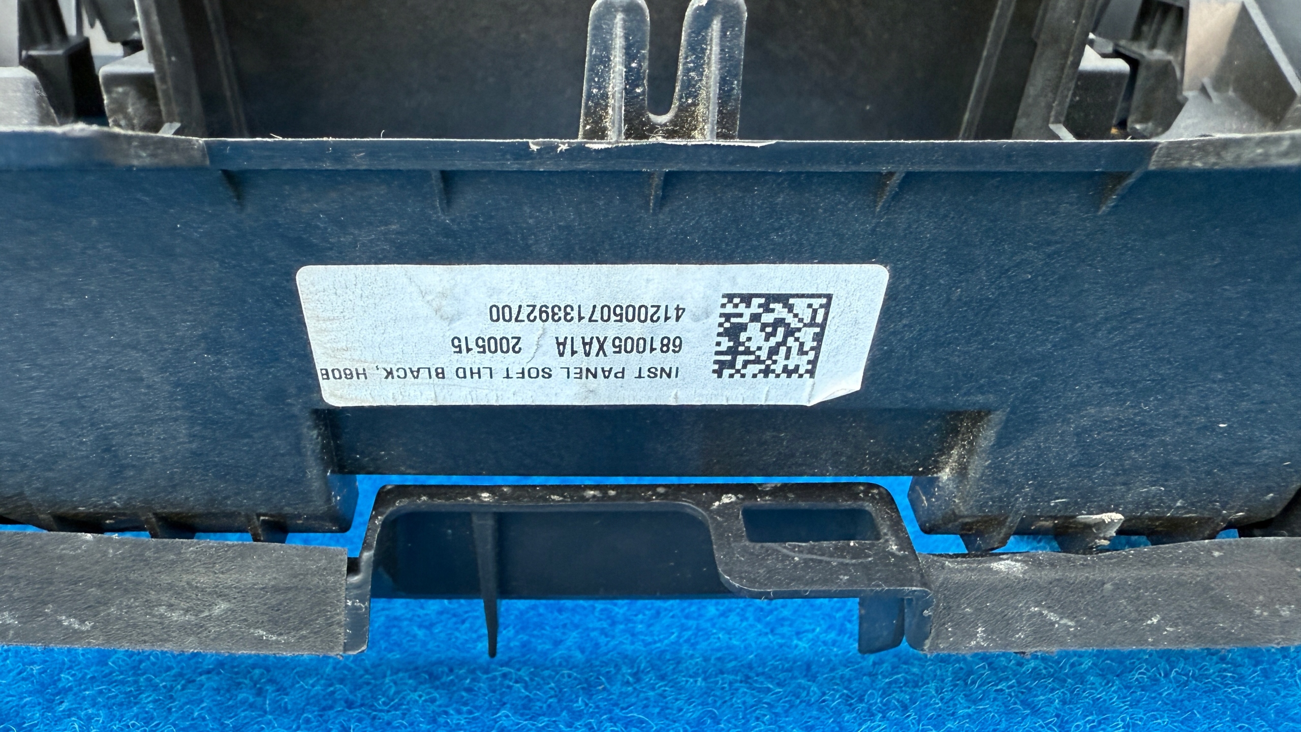 MERCEDES W470 консоль торпеда оригинал