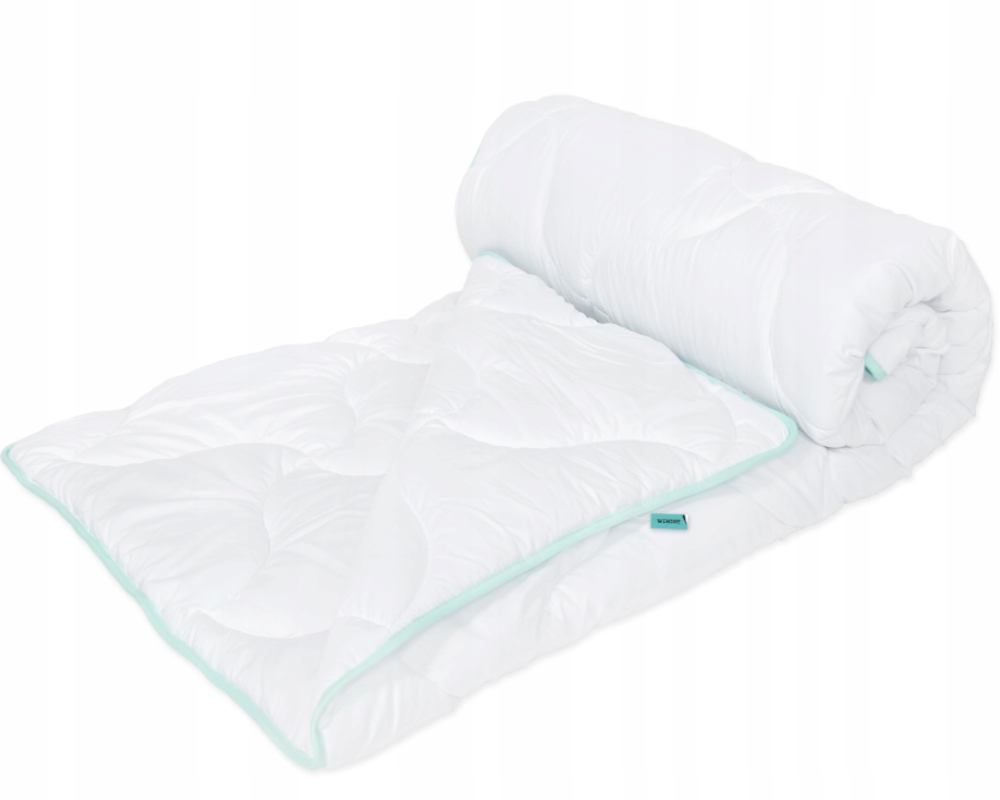 ANTYALERGICZNA Kołdra 200x220 ALOES całoroczna PL Kod producenta KOŁDRA 220/200 Aloe Vera