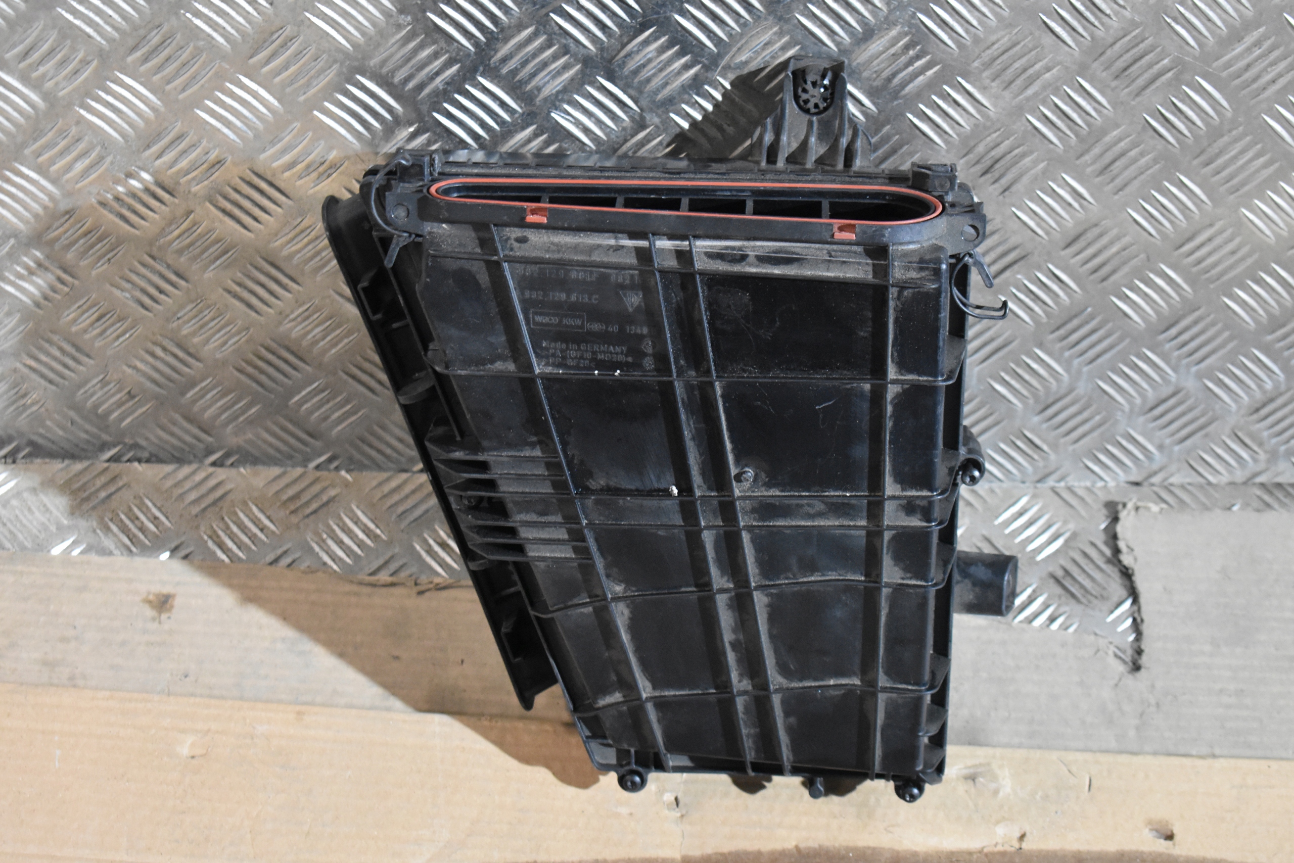 IDEALNA Gehäuse filter luft PORSCHE 982 981 718 1
