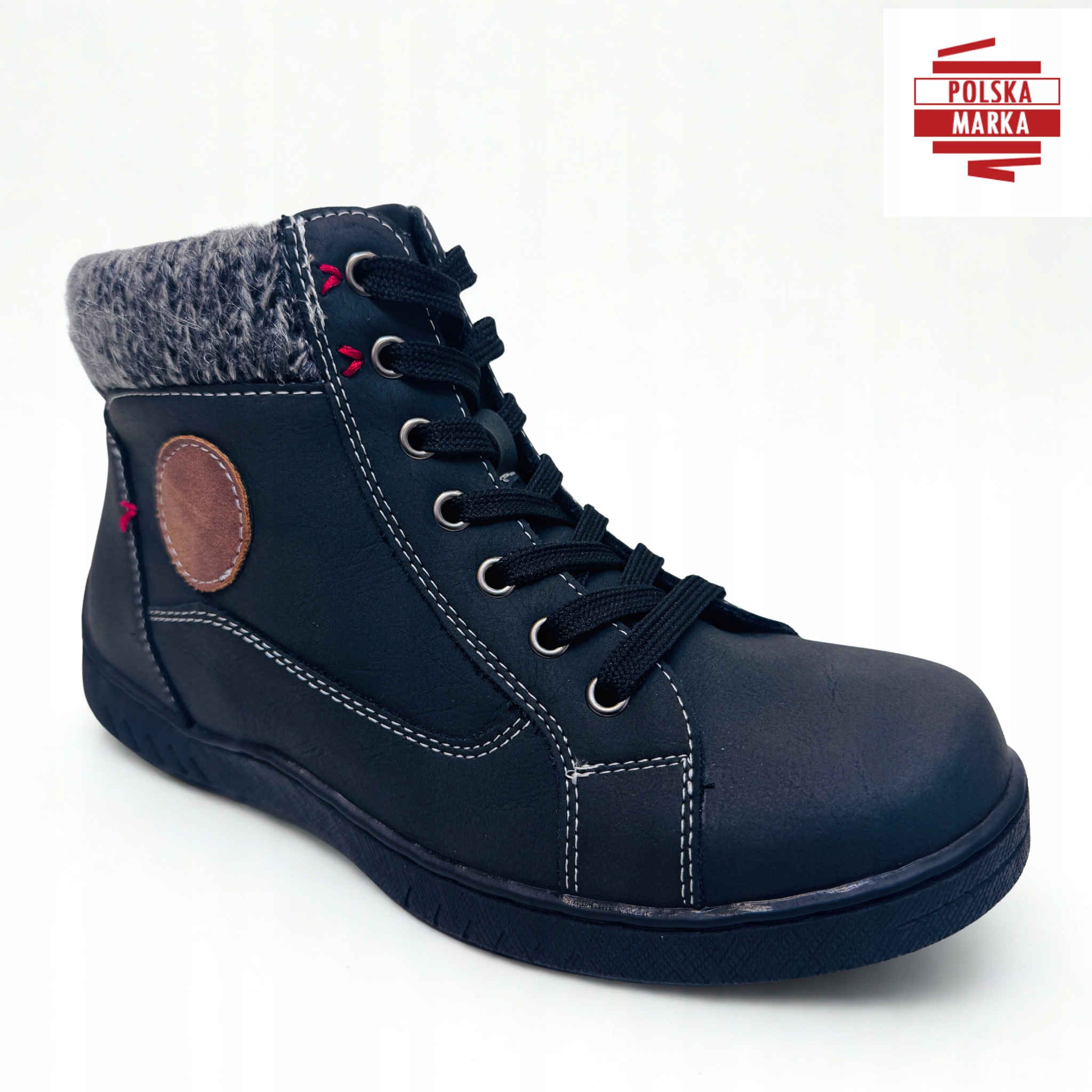 Černé Zateplené Dámské Kotníkové Boty Se Zipem Na Silné Podrážce 40