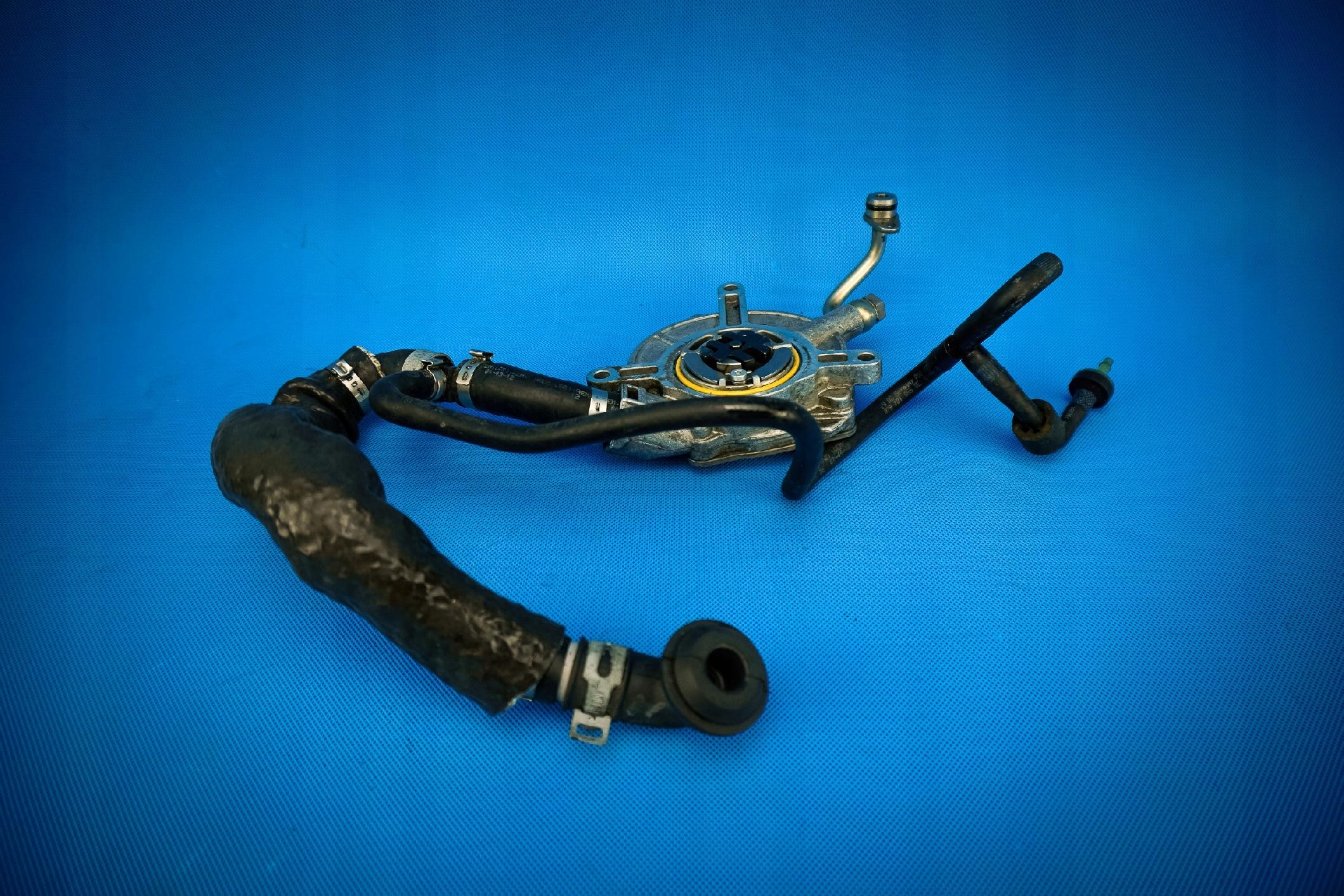 pump vacual Audi S6 S7 A8 S8 07L145100F