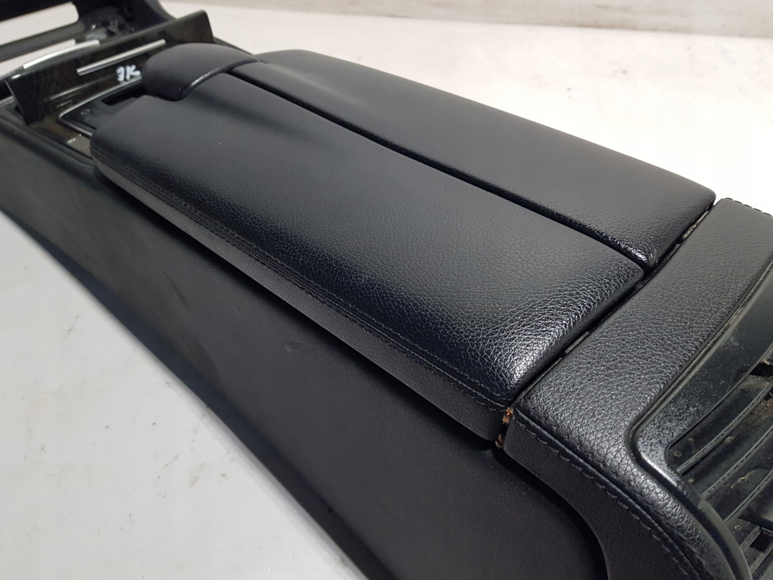 TUNEL central armrest MERCEDES W212 LIFT