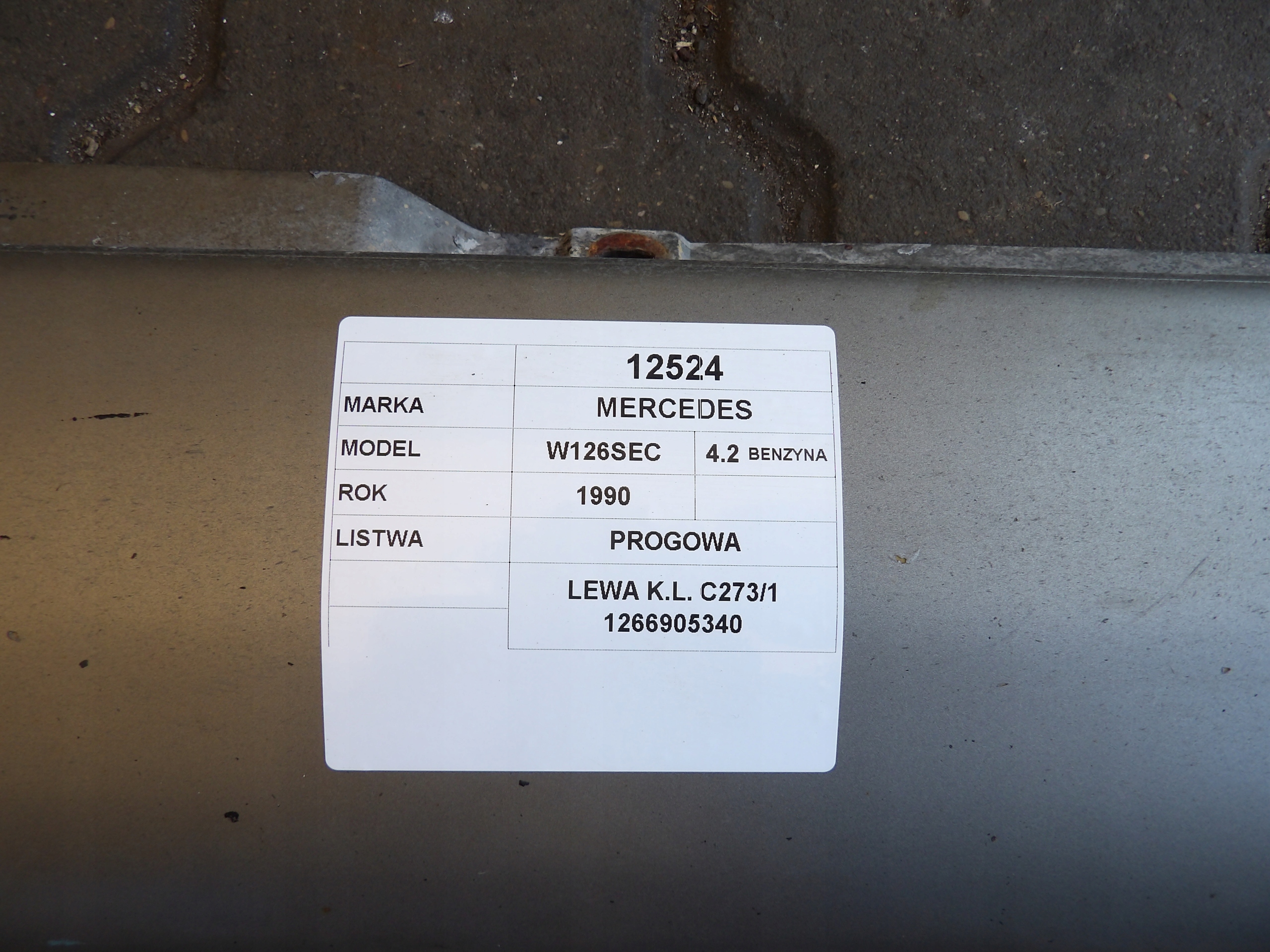 Mercedes W126 Coupe moulding threshold left lak. C273/1