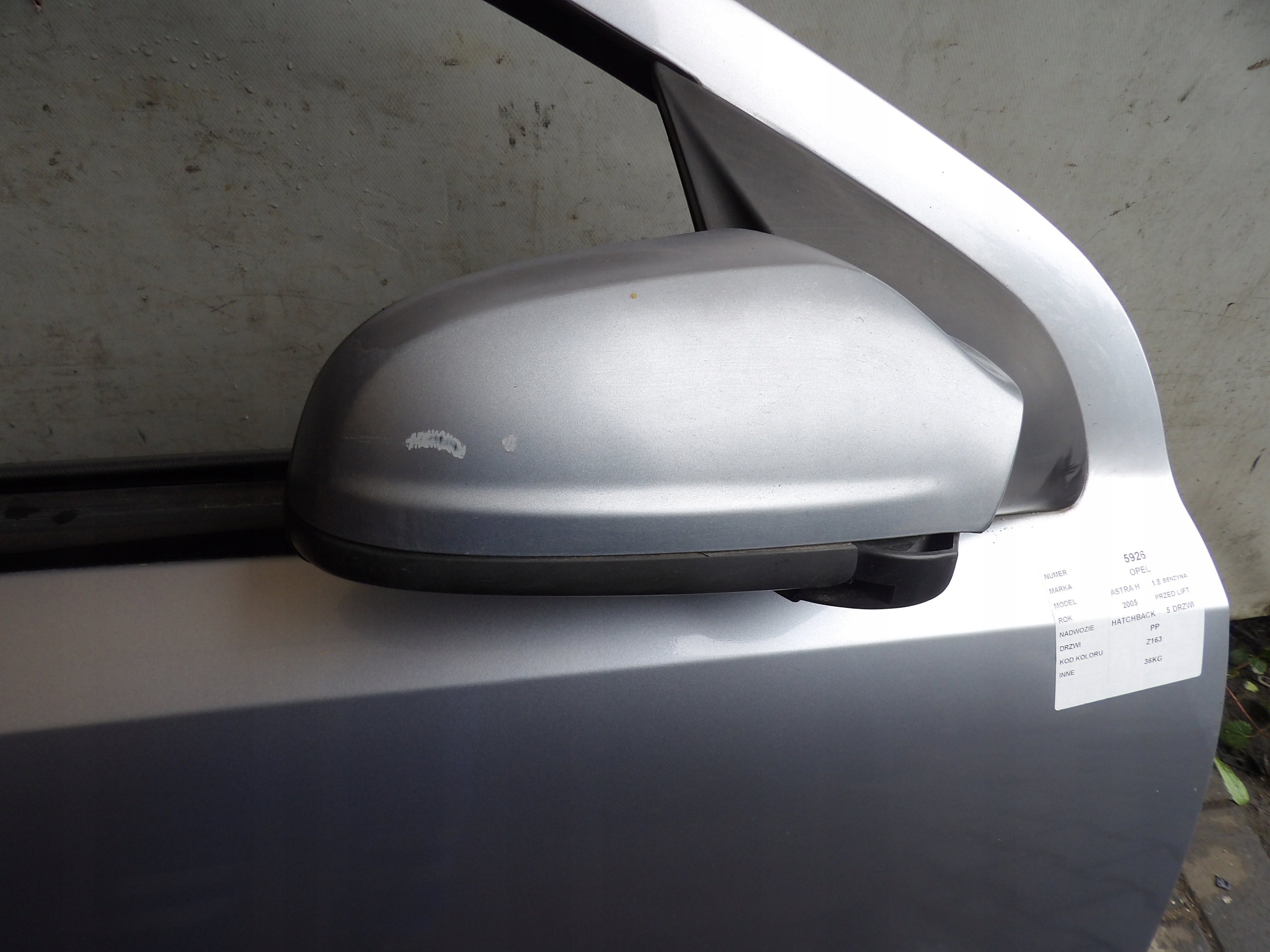 Opel Astra H door front right Z163