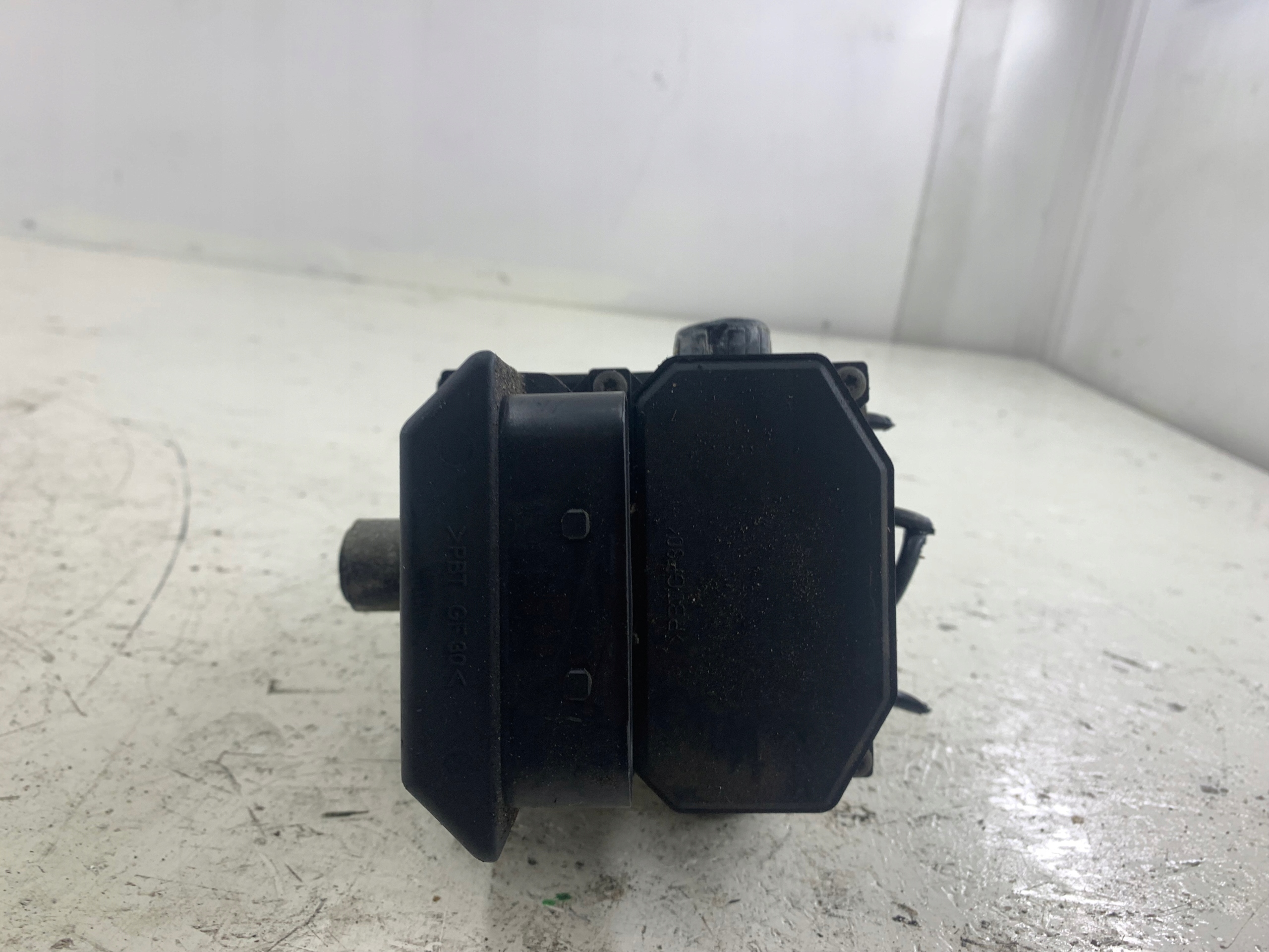 FIAT STILO servofreno ABS 51718107 0265800016