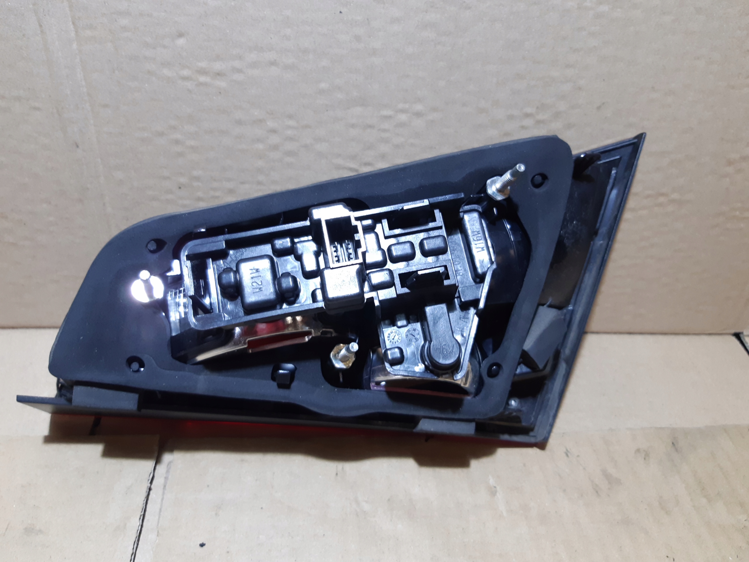 AUDI A3 8V light left rear left rear part 8V4945093