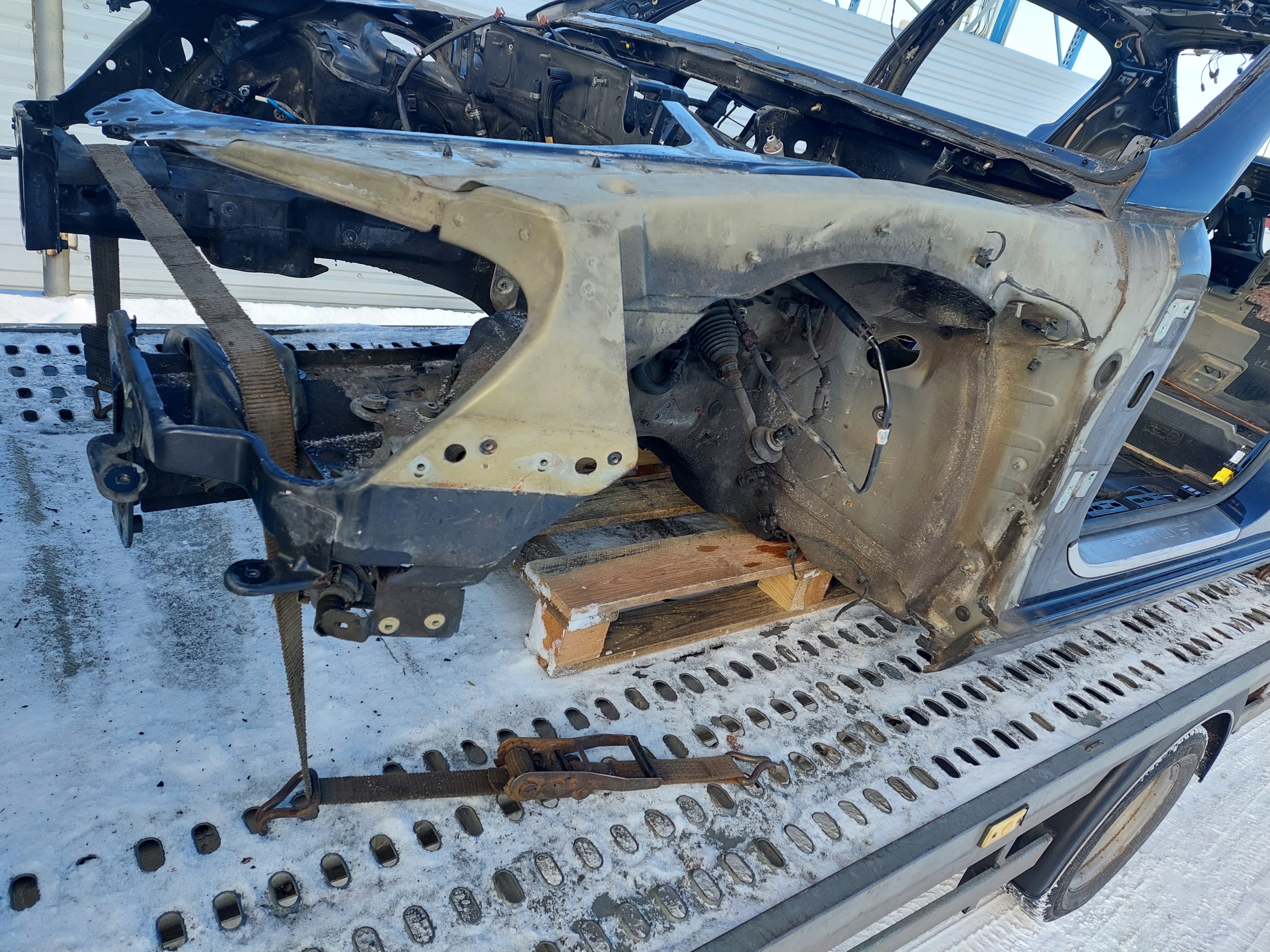 PODLUZNICA PRAWA LEWA CWIARTKA PRZOD BENTLEY CONTINENTAL FLYING SPUR Typ samochodu Samochody osobowe