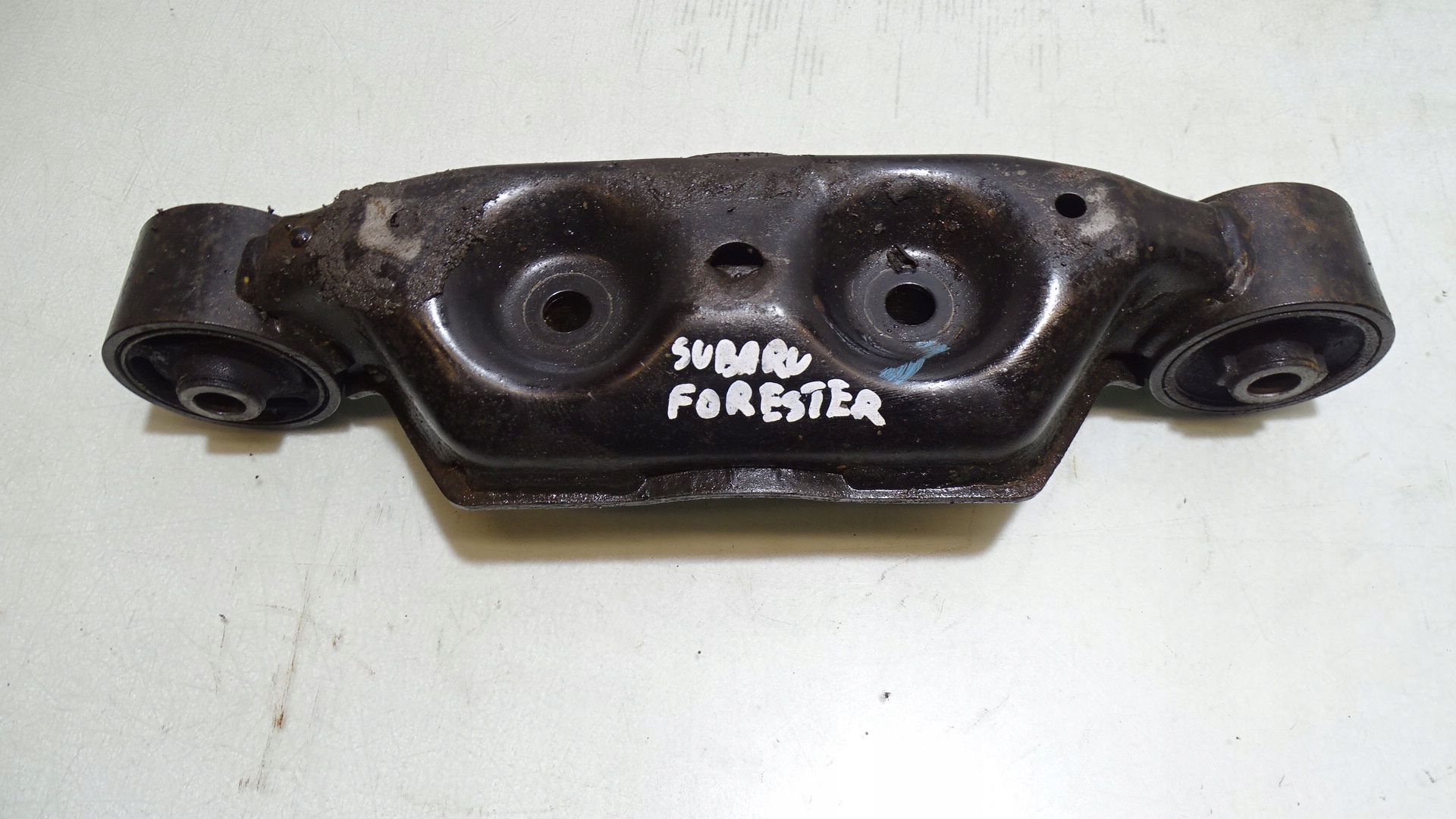 PODUSZKA ŁAPA MOSTU SUBARU FORESTER SH 2.0D