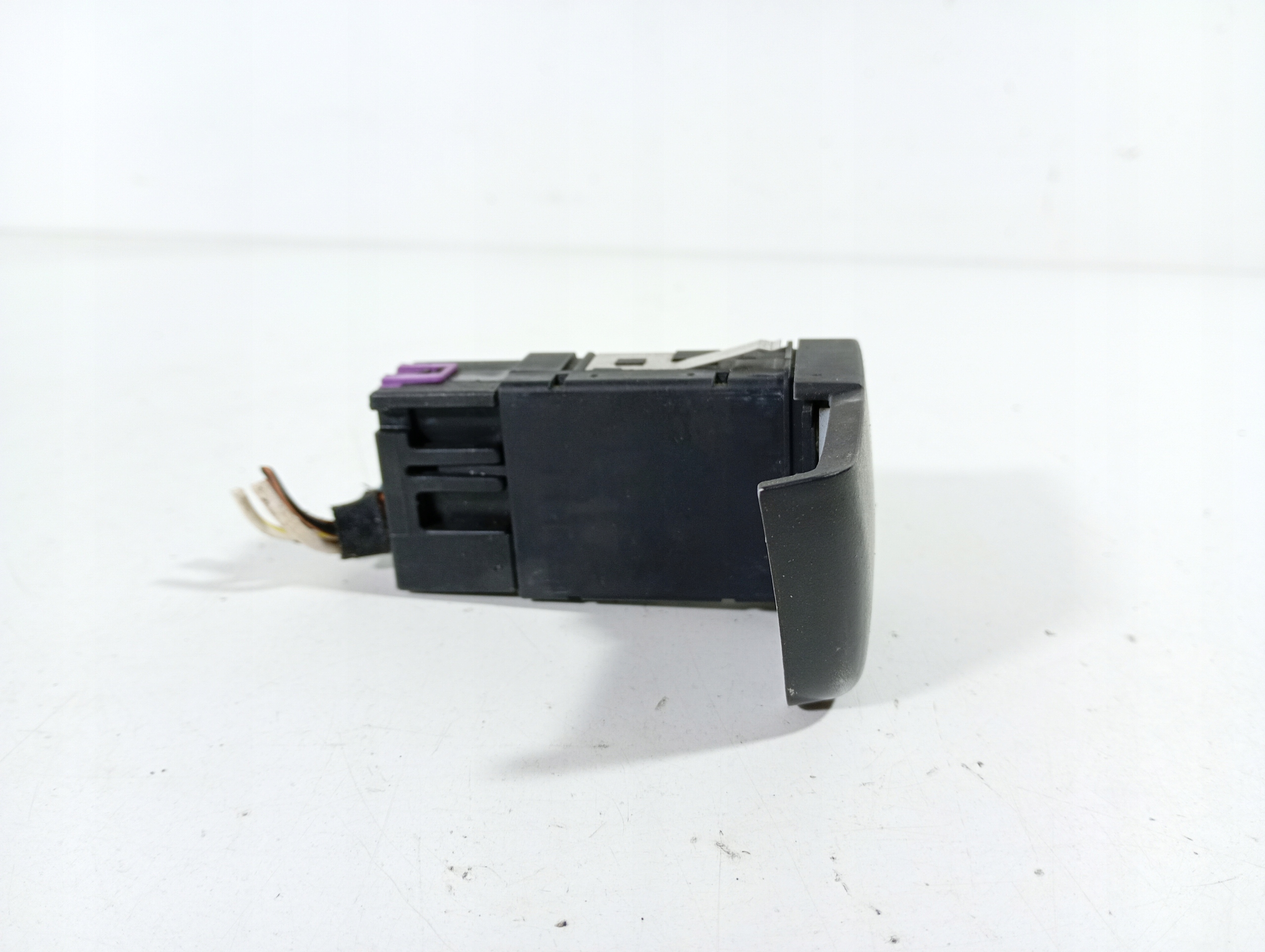 VW New Beetle 98-10 switch switch heating seat OE 1C0963563B