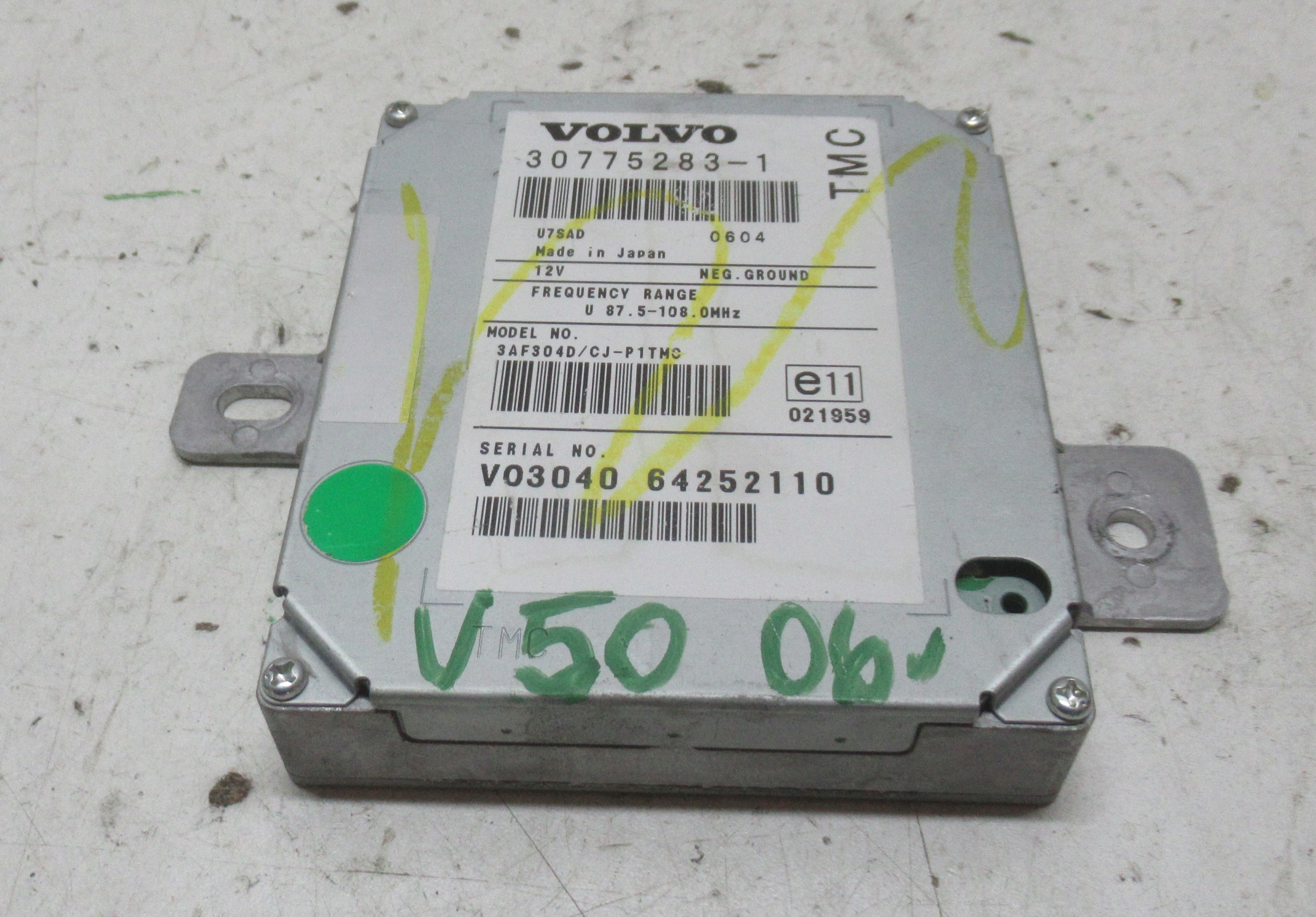 VOLVO V50 2.4 D 06R amplifier RADIA 30775283
