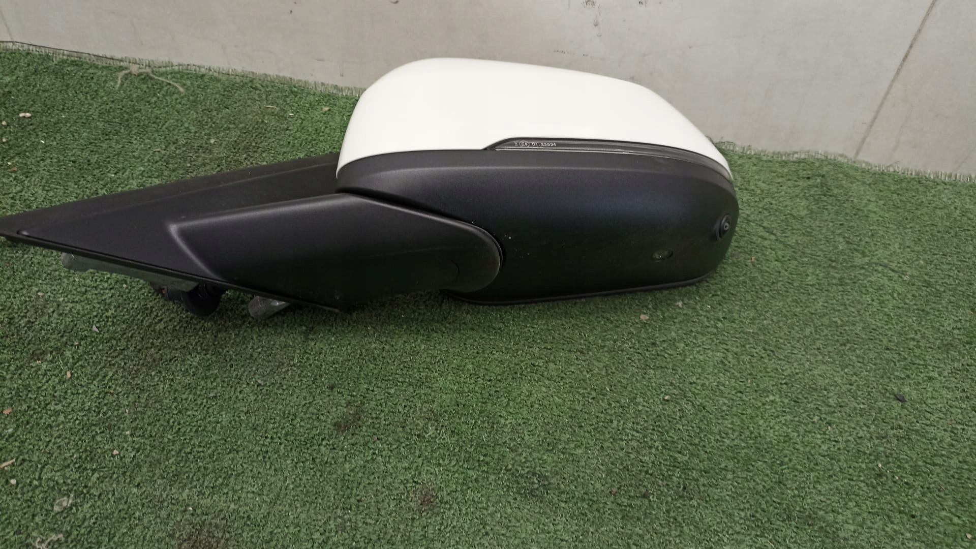 BMW X2 U10 mirror left A300 KAMERA 8+6+1PIN