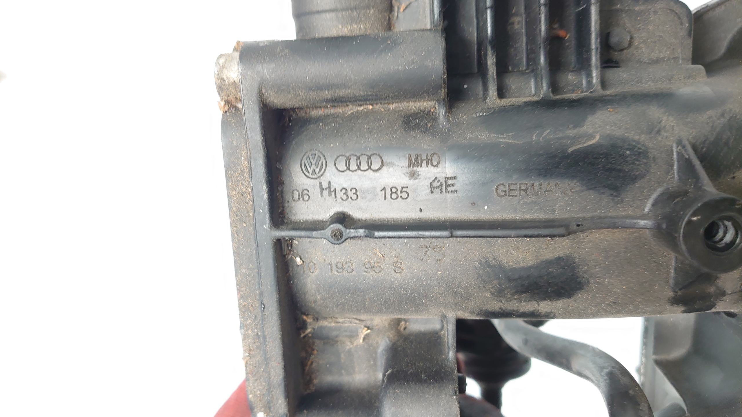 intake manifold AUDI A4 A5 Q5 2.0 TFSI 06H133185AE