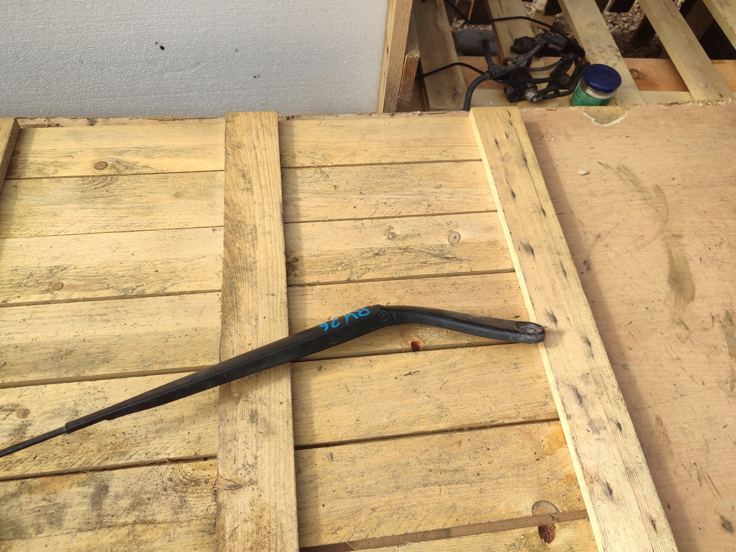 wiper arm Mercedes 514
