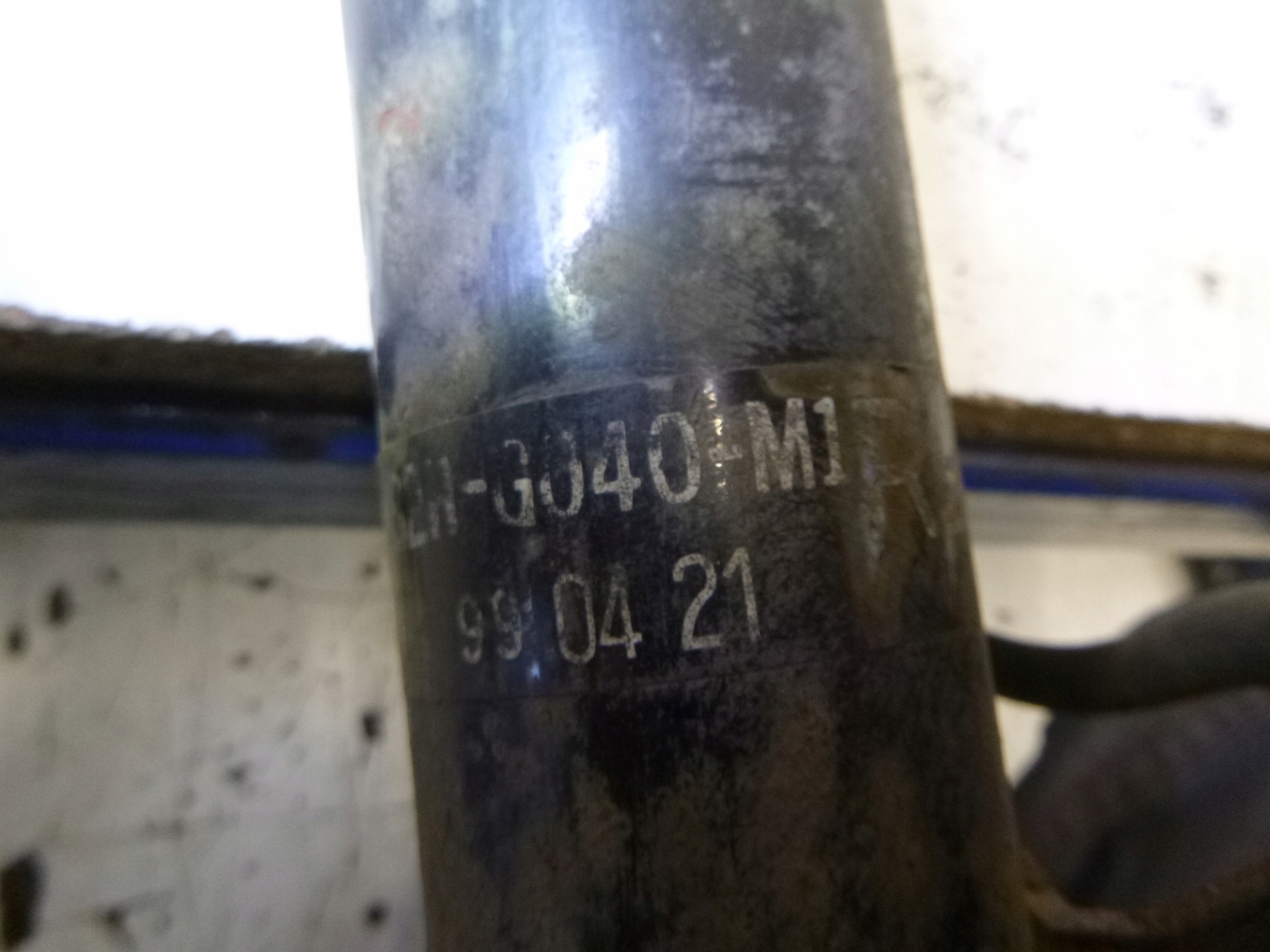 shock absorber front left Honda HRV 1.6 1999r. 51602-S2H