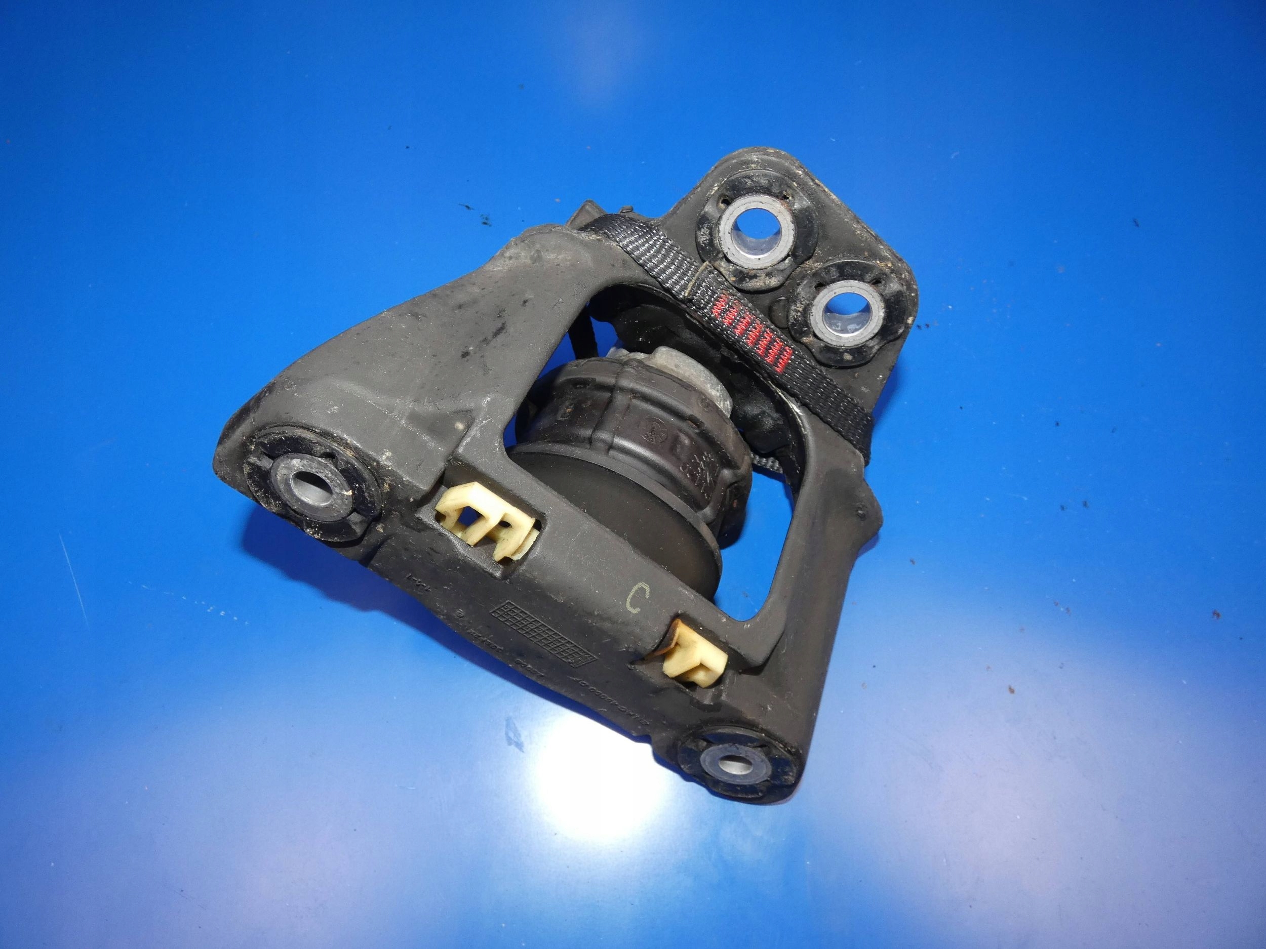 VOLVO S90 II V90 II XC60 II 2.0 D4 airbag engine mount