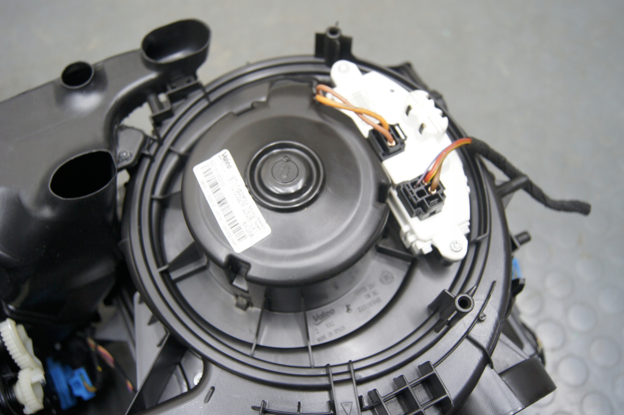 Leon III 4x4 универсал