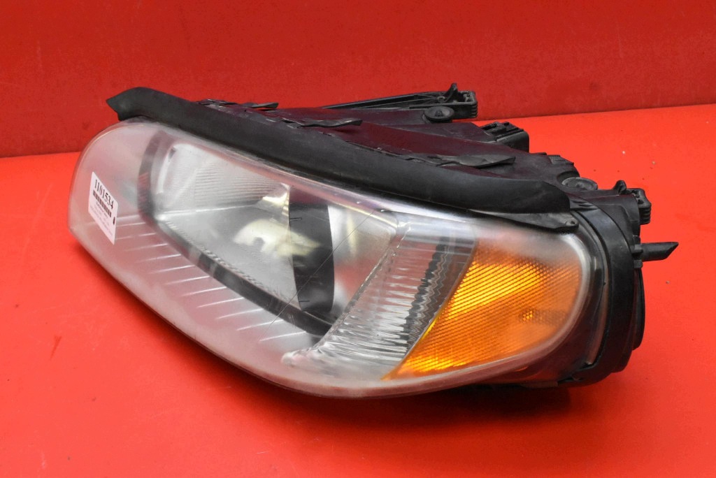 REFLEKTOR left light front lens EU 30796133 VOLVO S80 II V70 III 06-09