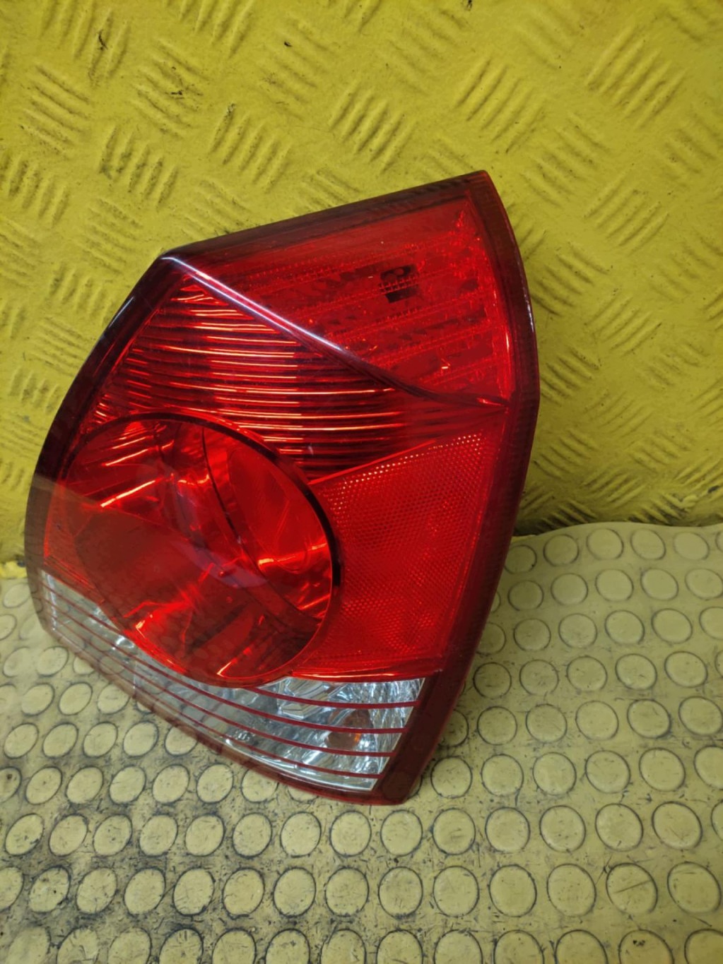 HYUNDAI ELANTRA III light right rear part