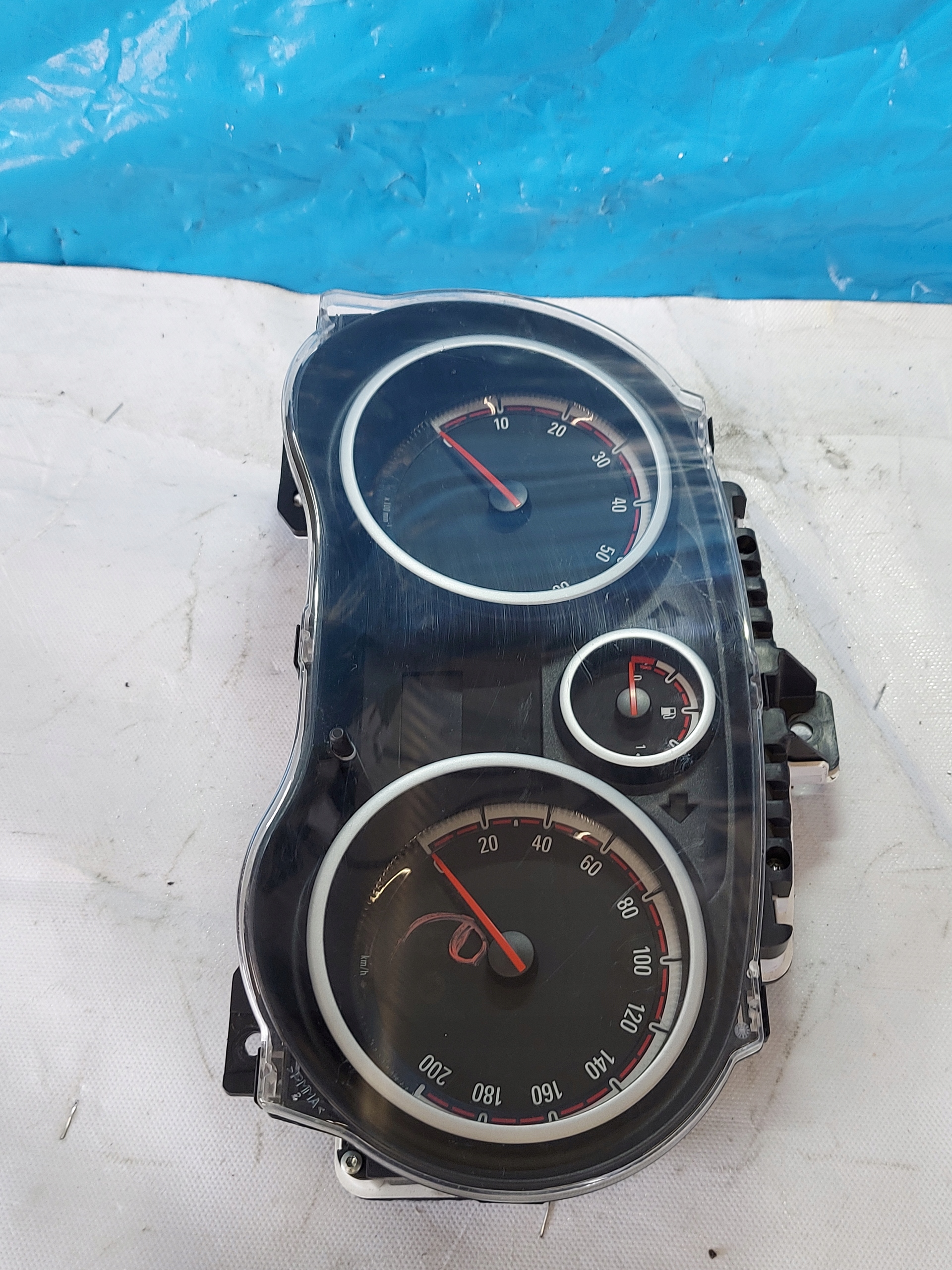 dials clock CORSA D 1.4 B P0013252152
