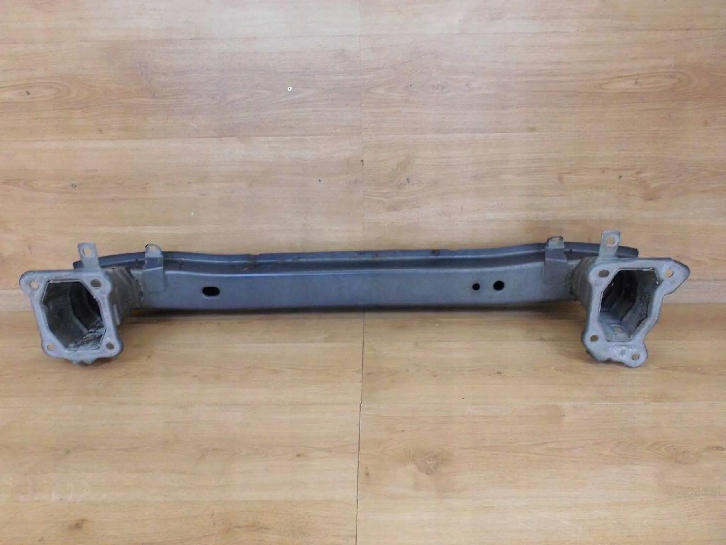 Volvo S40 V50 II 2004-2012 bumper support front pillar