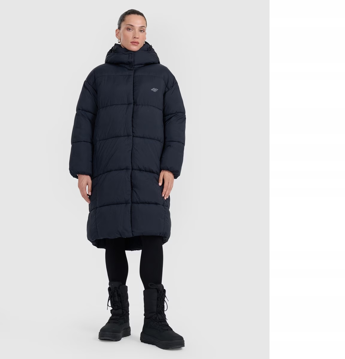 4F Dámský Prošívaný Péřový Kabát F588 Hluboká Černá Barva