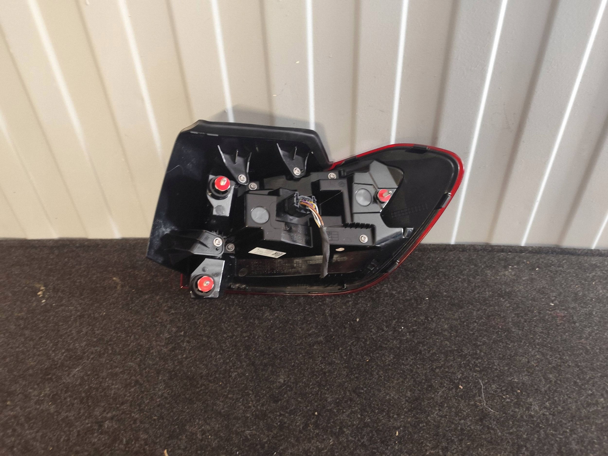 MERCEDES GLA 247 light rear left A2479067307