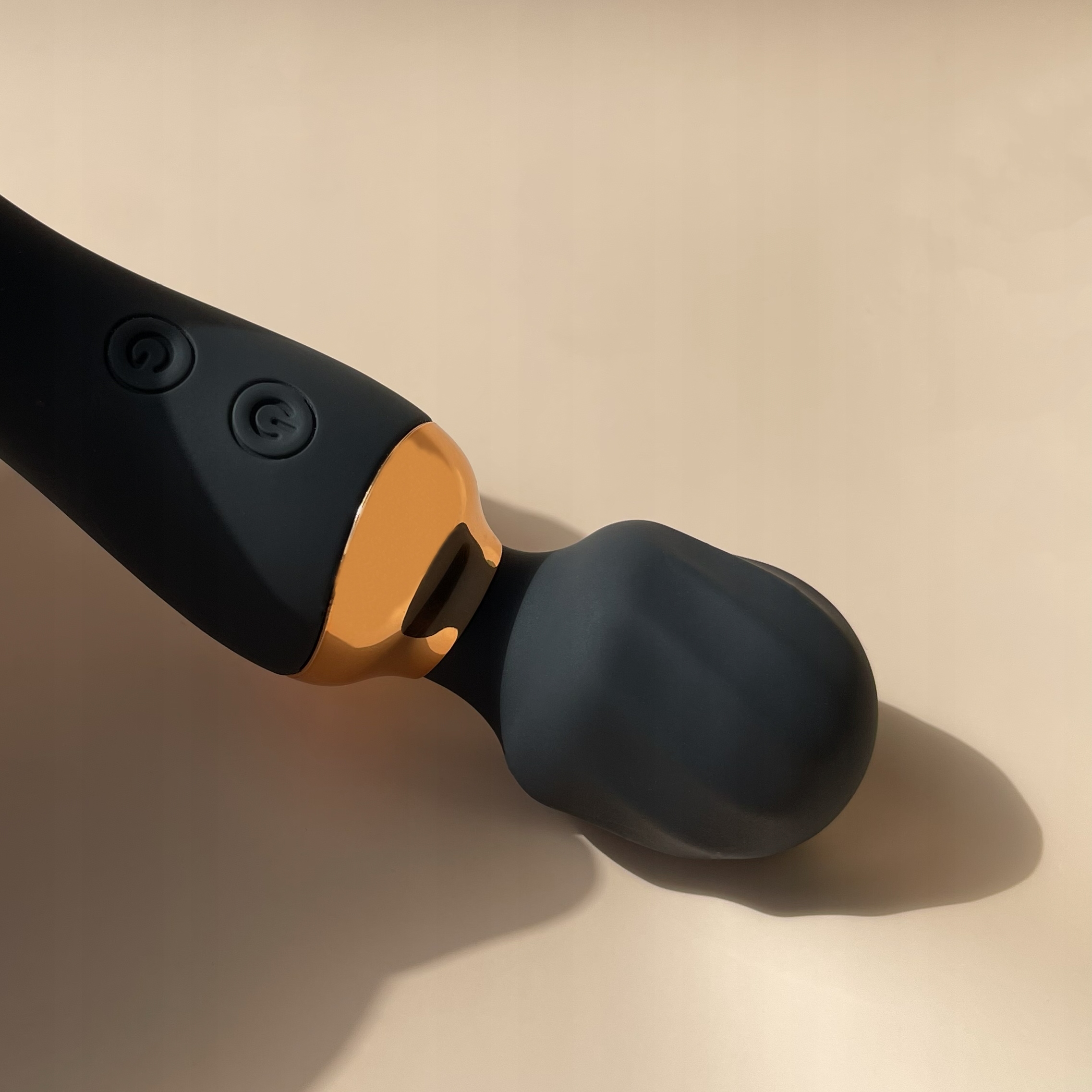 Wibrator Damski Stymulator Masażer Łechtaczki Dwustronny Maly Punkt G USB – Czarny