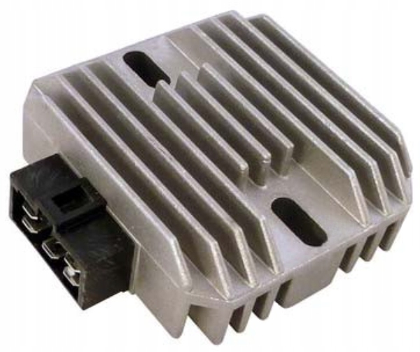 Regulátor napětí usměrňovač Gilera Runner 180