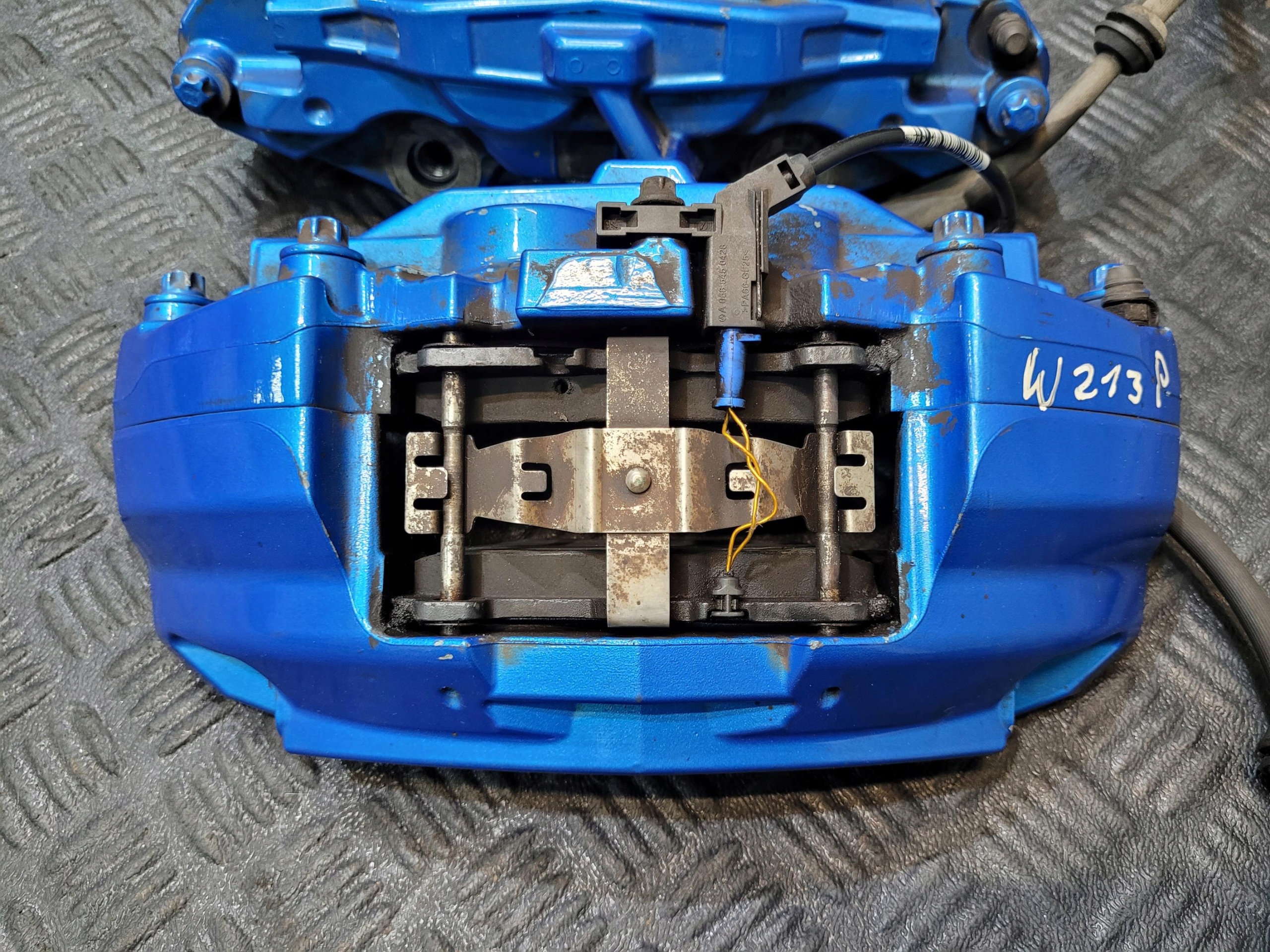 caliper front front left right 342MM MERCEDES E 350 W213 2.0 CGI HYBRID