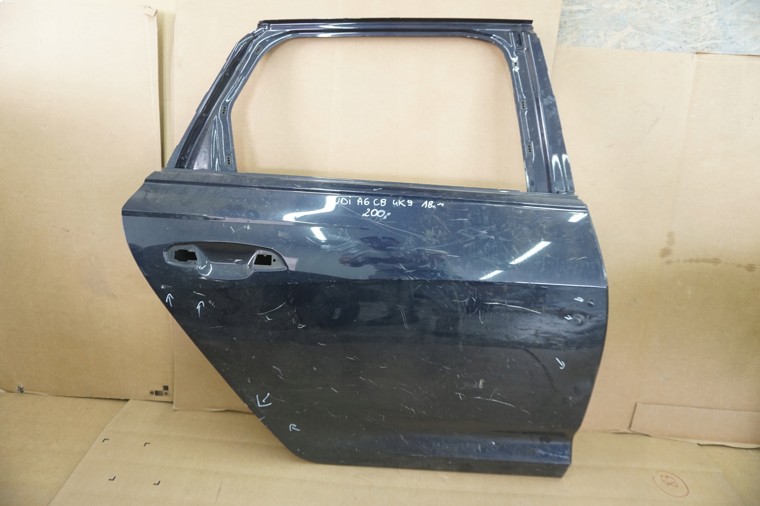 AUDI A6 C8 4K9 18r- DRZWI PRAWE TYŁ KOMBI