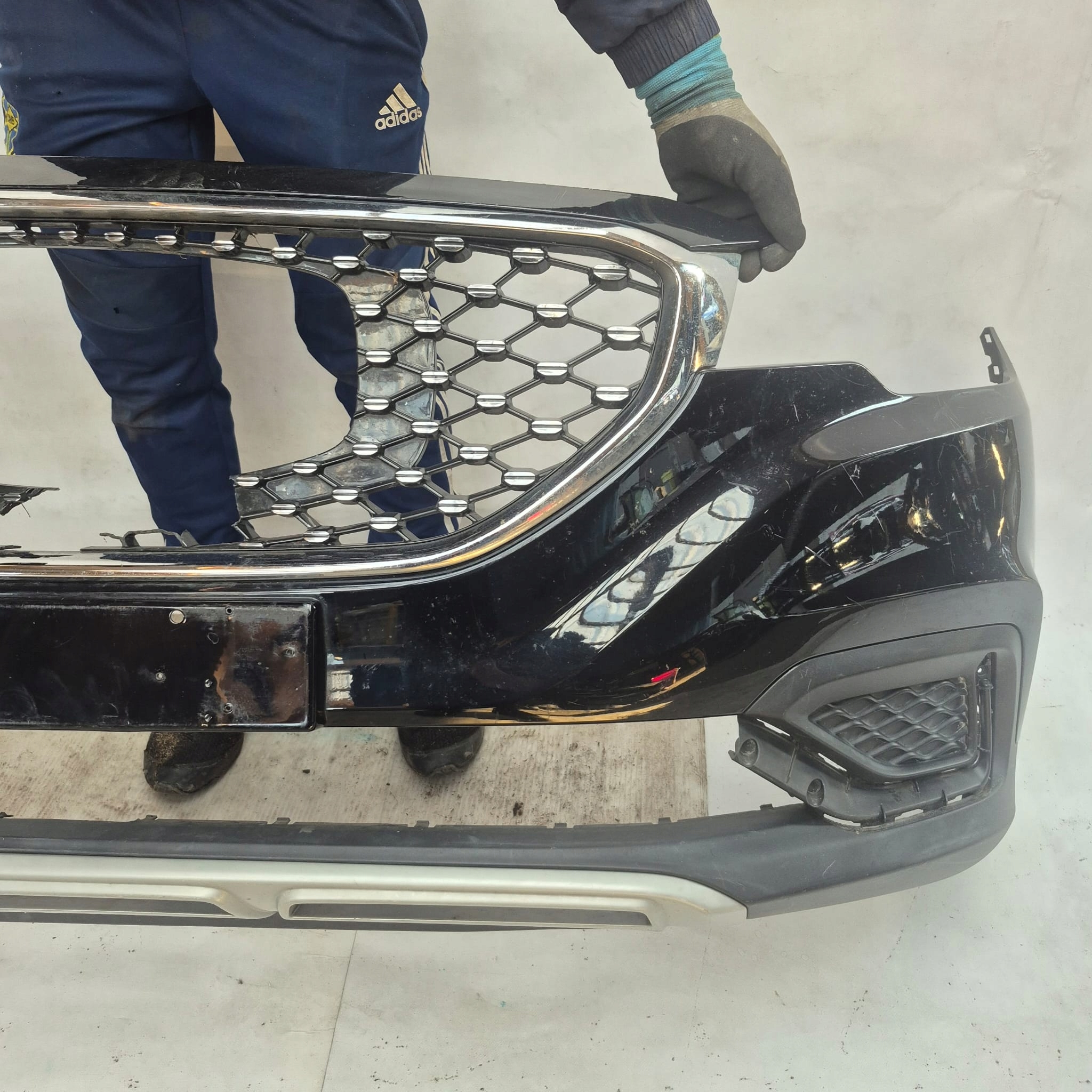 MG ZS EV 18- bumper front front