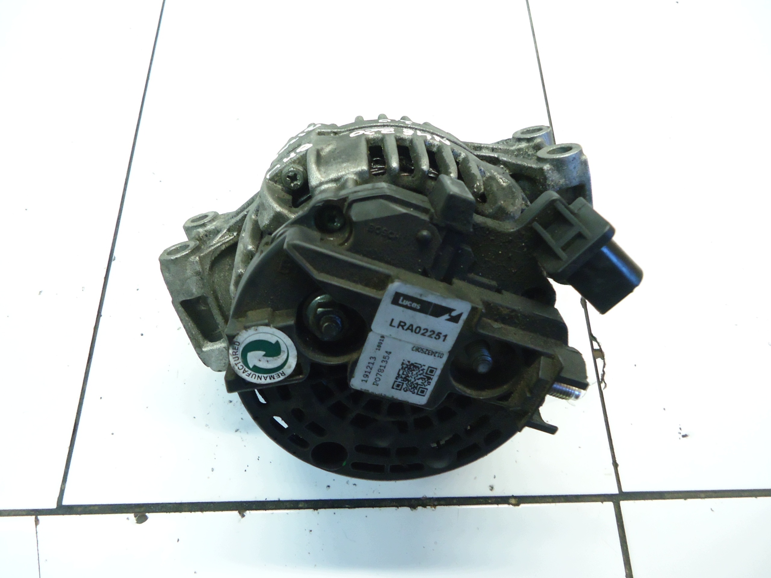 BMW E46 E90 2.0 N46B20 ALTERNATOR 0124325087 LRA02251