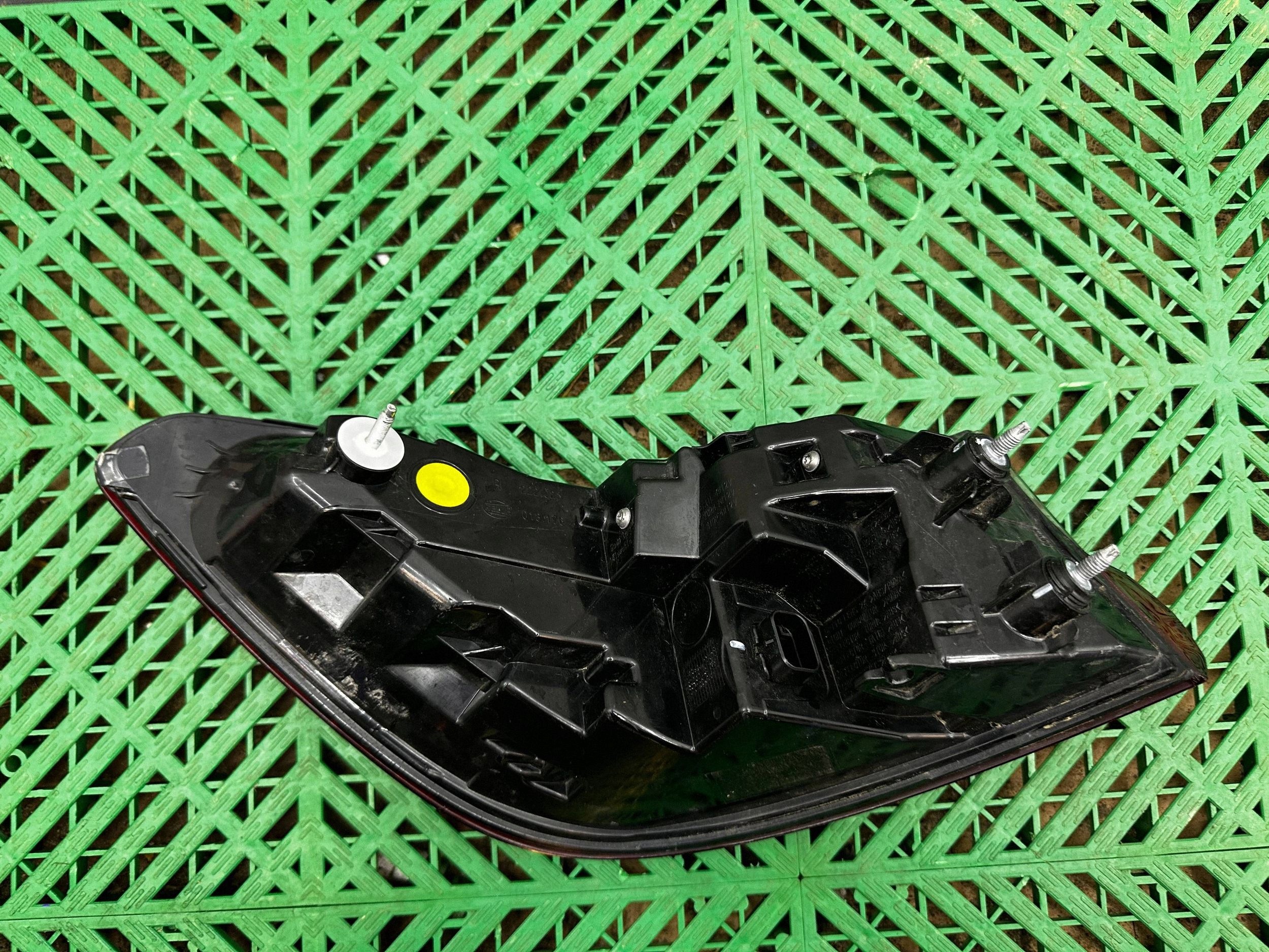 light rear rear part side right BMW 3 G21 H4744275807