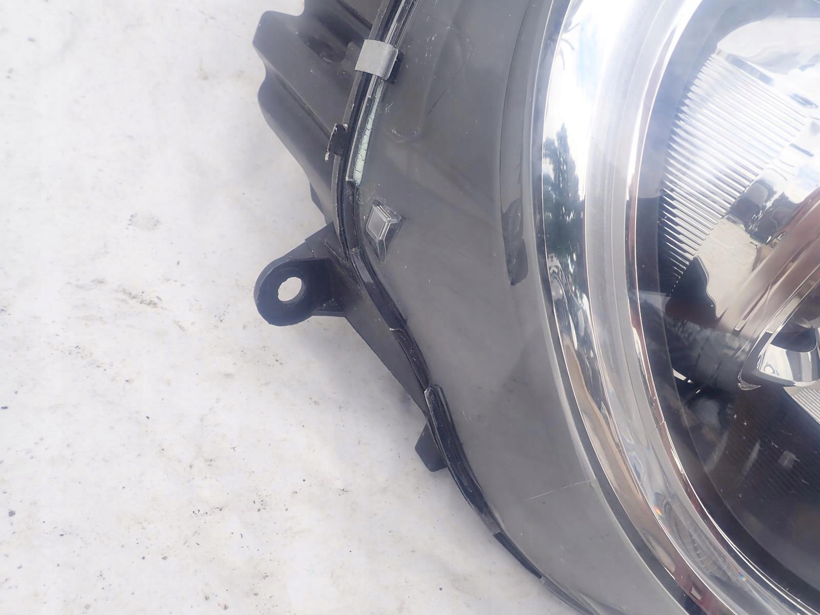 MINI COUNTRYMAN II 2 F60 16-> light front right