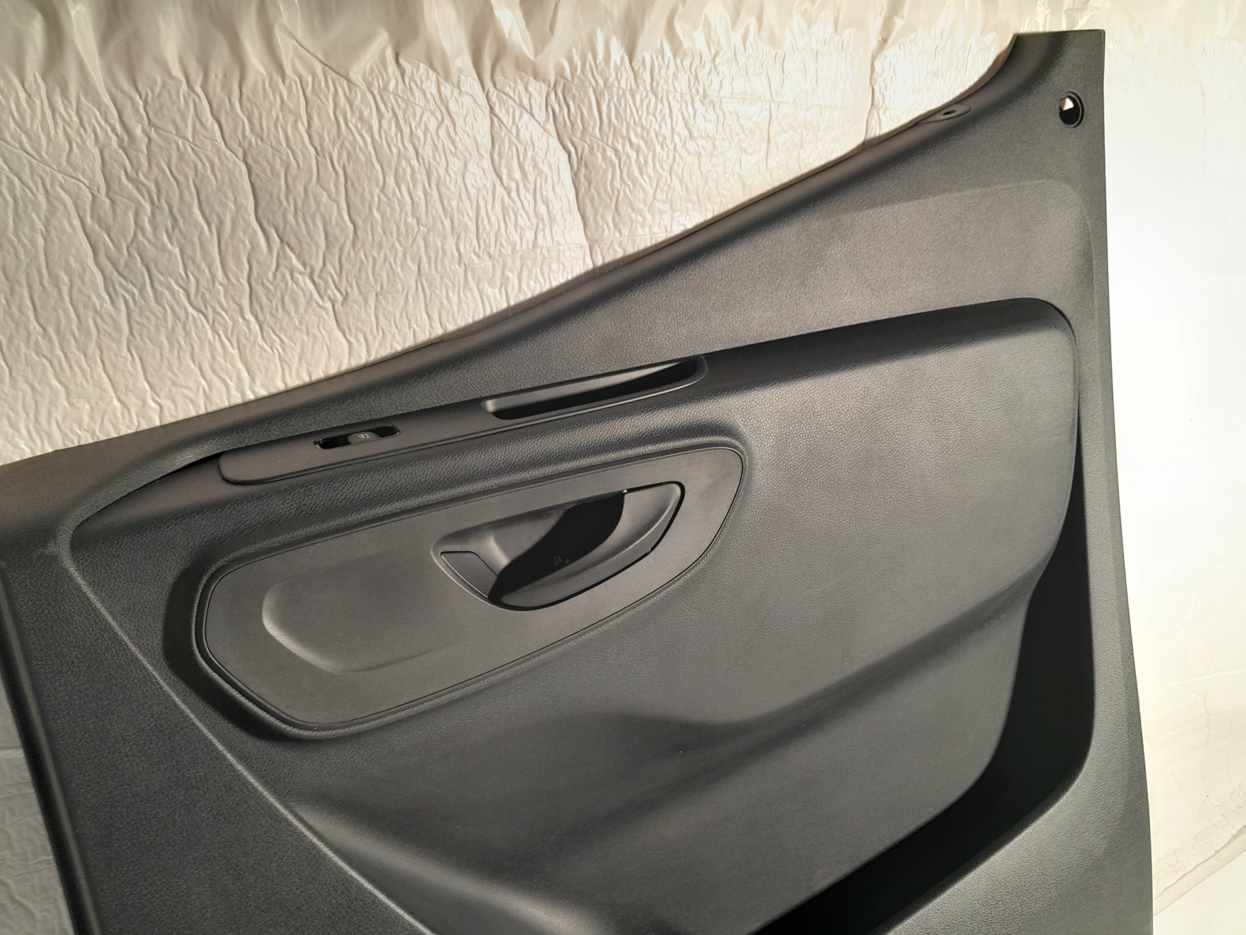 MERCEDES SPRINTER 907 910 side door right front A9077201700