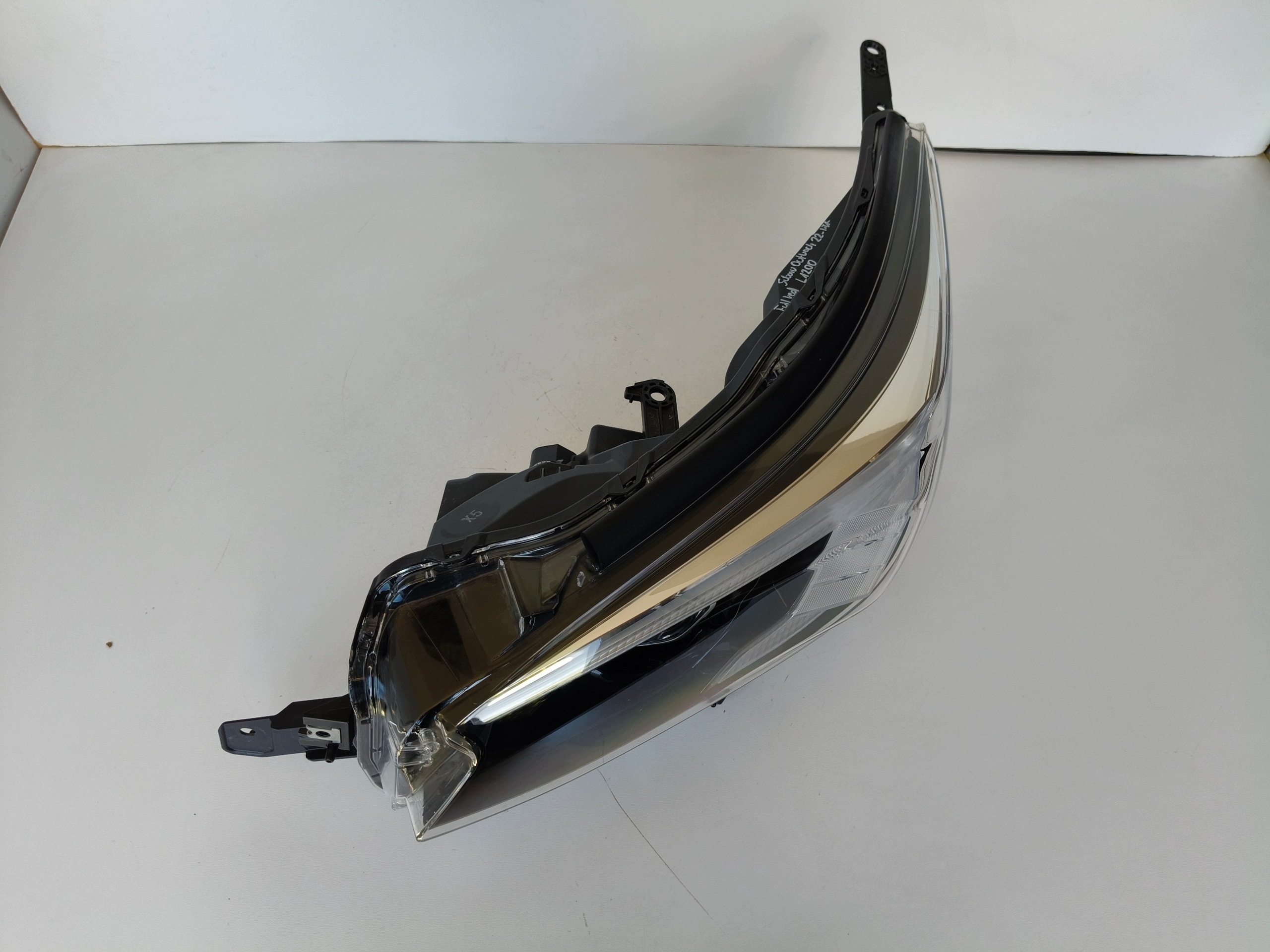 light left REFLEKTOR SUBARU OUTBACK 22- LIFT FULL LED