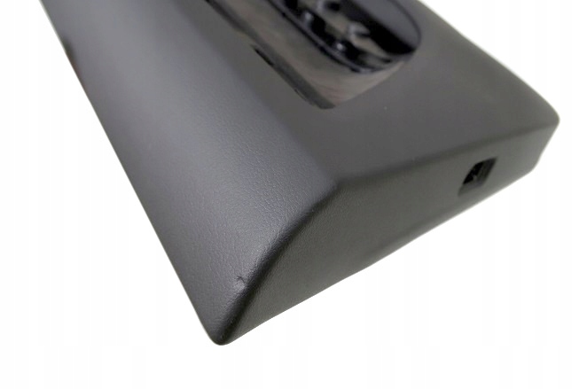 BOCZEK DRZWI LEWY PRZÓD AUDI A5 S5 8F0867103CWFA Typ samochodu Samochody osobowe