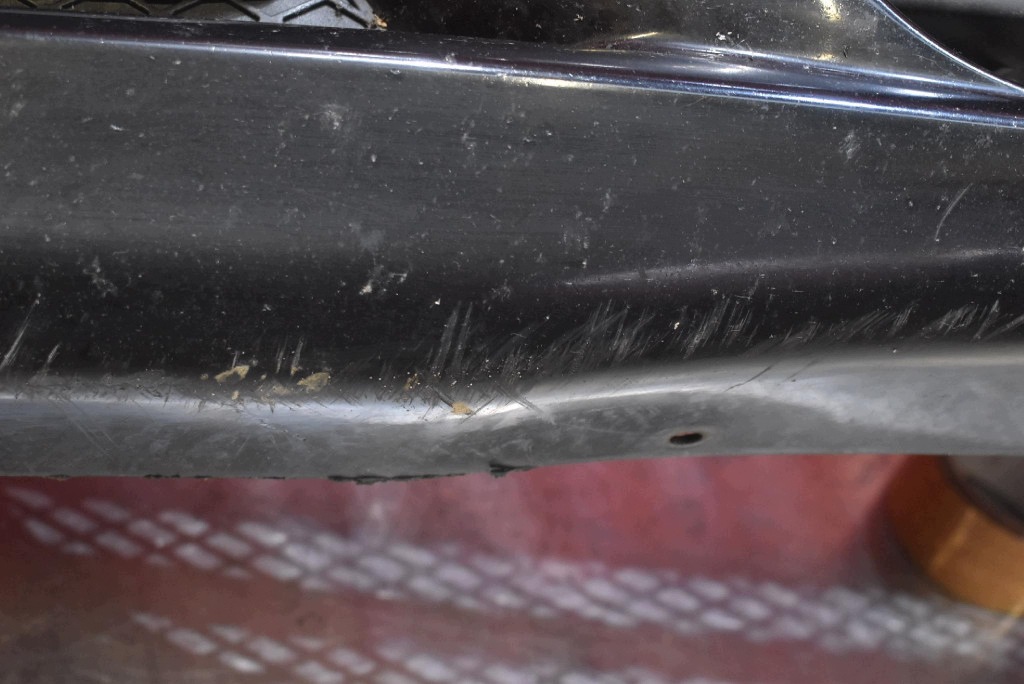 bumper front front (668/9) SCHWARZ II BMW E90 E91 04-08