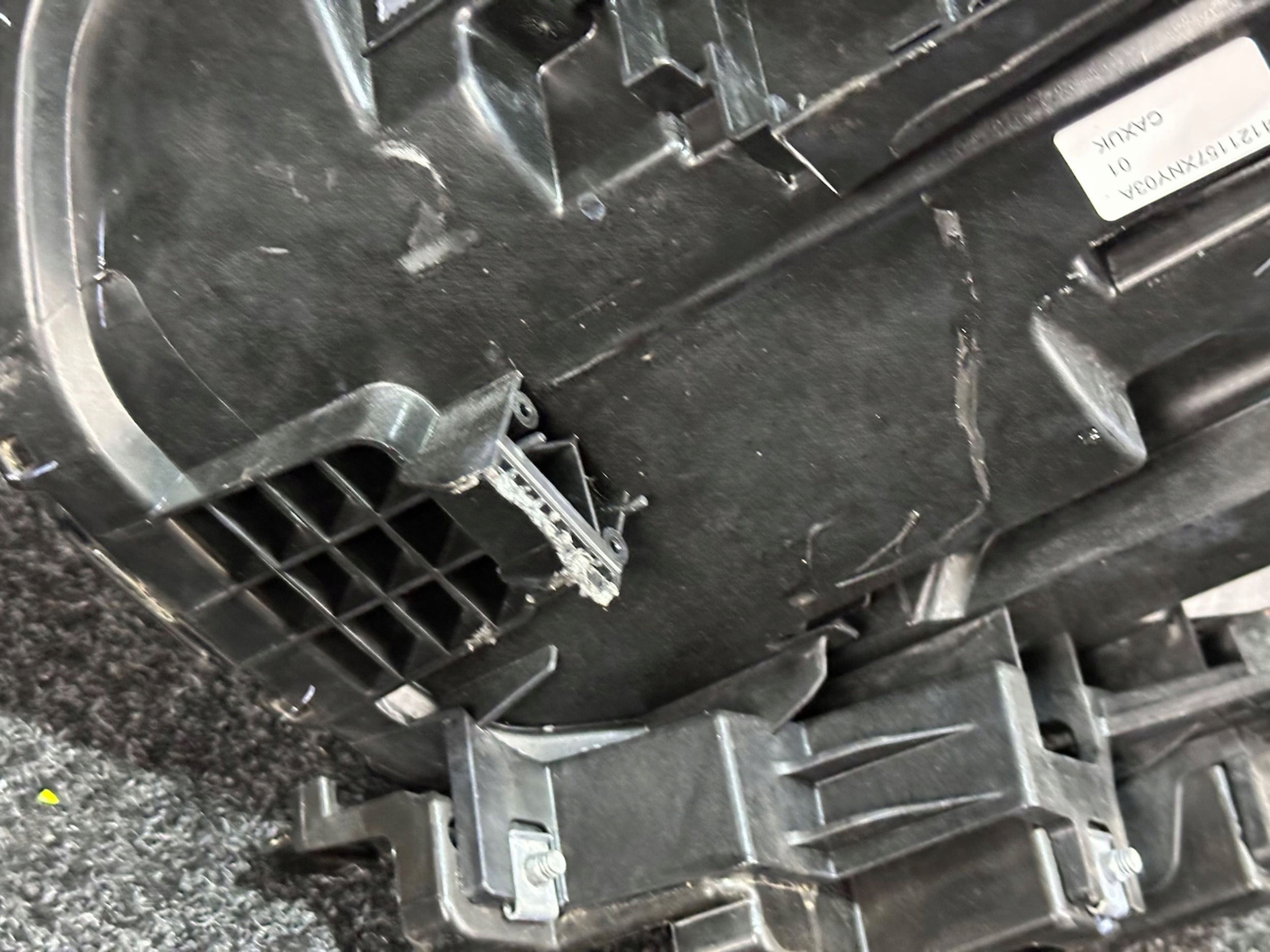 правая передняя MINI Aceman J05 5B69468