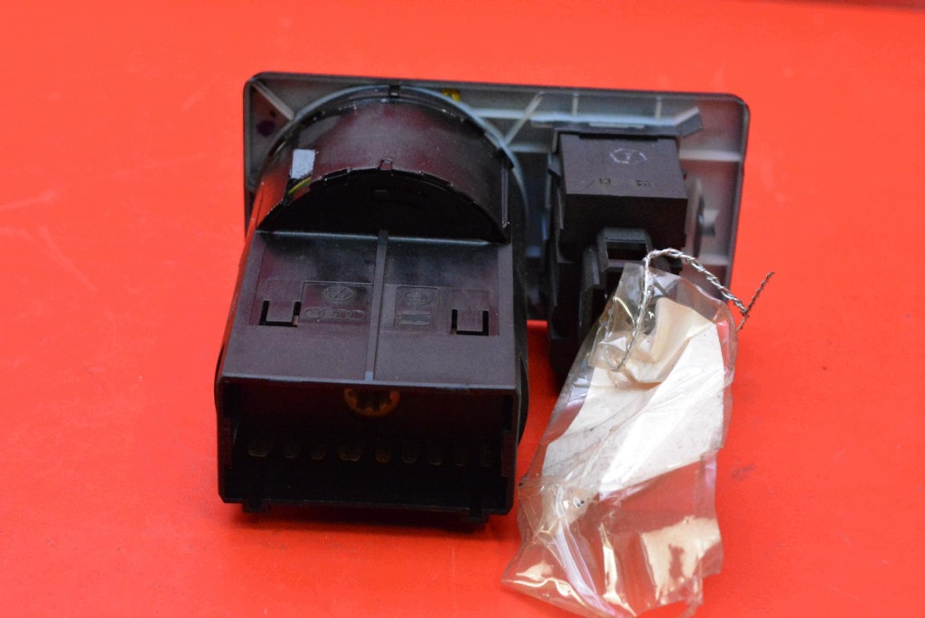 interruttore interruttore comando luci 6Y1941531DJDY SKODA FABIA 1 e 6Y 99-04